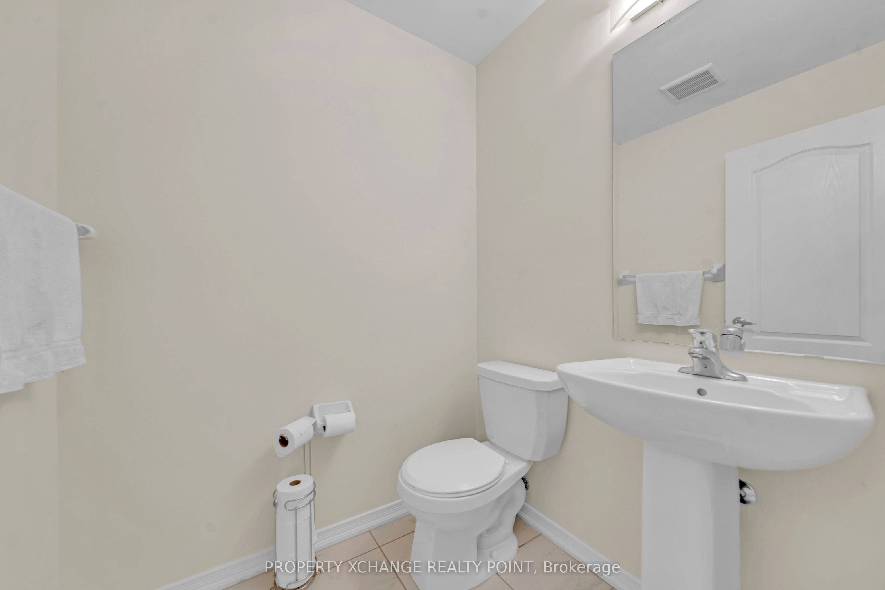 21 Amos Avenue Property Photo 5