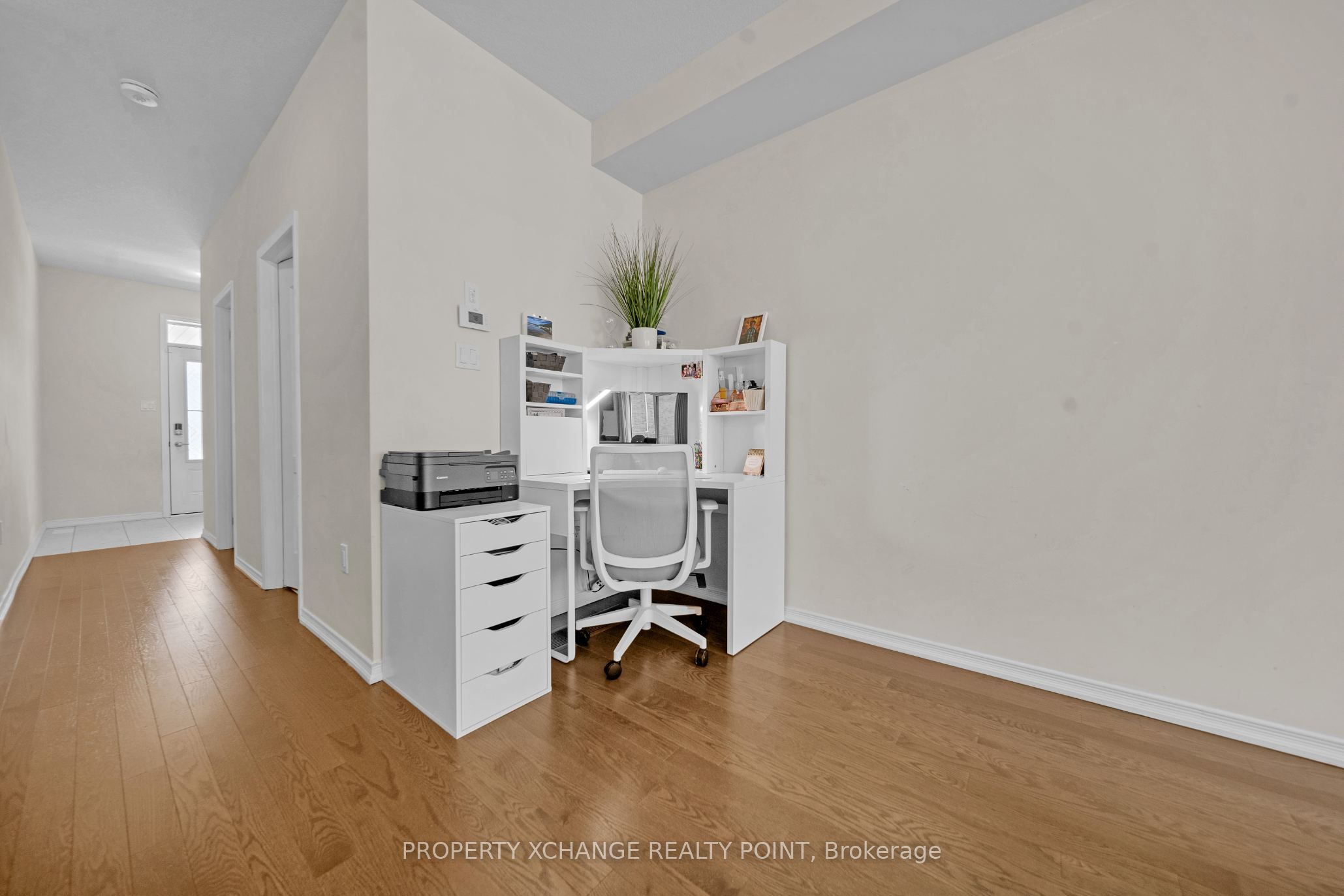21 Amos Avenue Property Photo 8