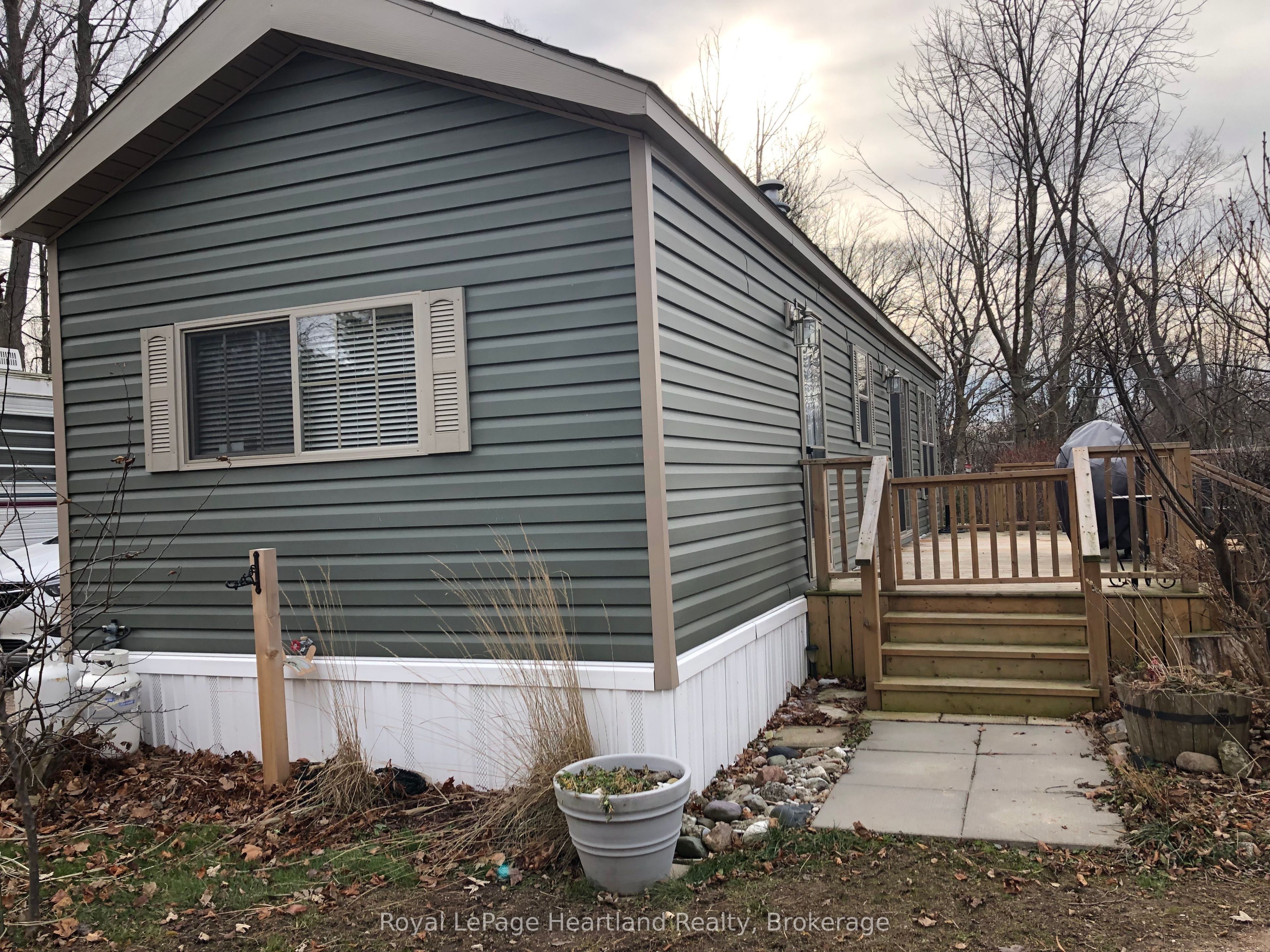 77719 Bluewater Hwy Property Photo 2