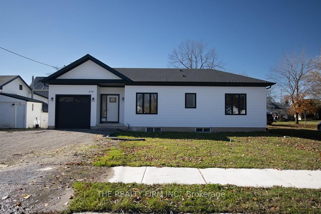 ##b - 236 Elizabeth Street Property Photo