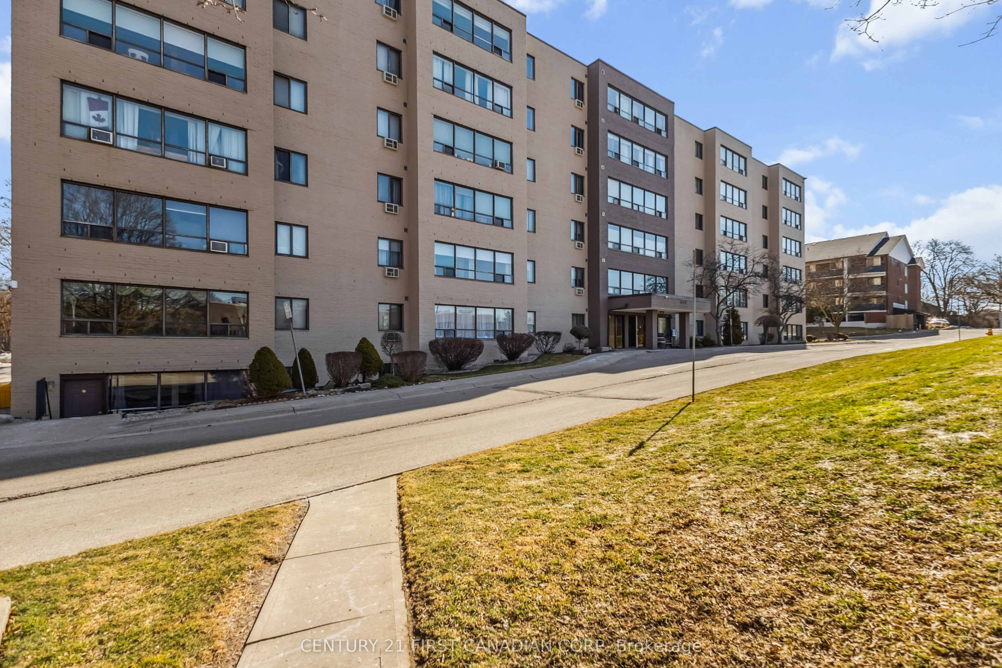 #206 - 650 Cheapside Street Property Photo