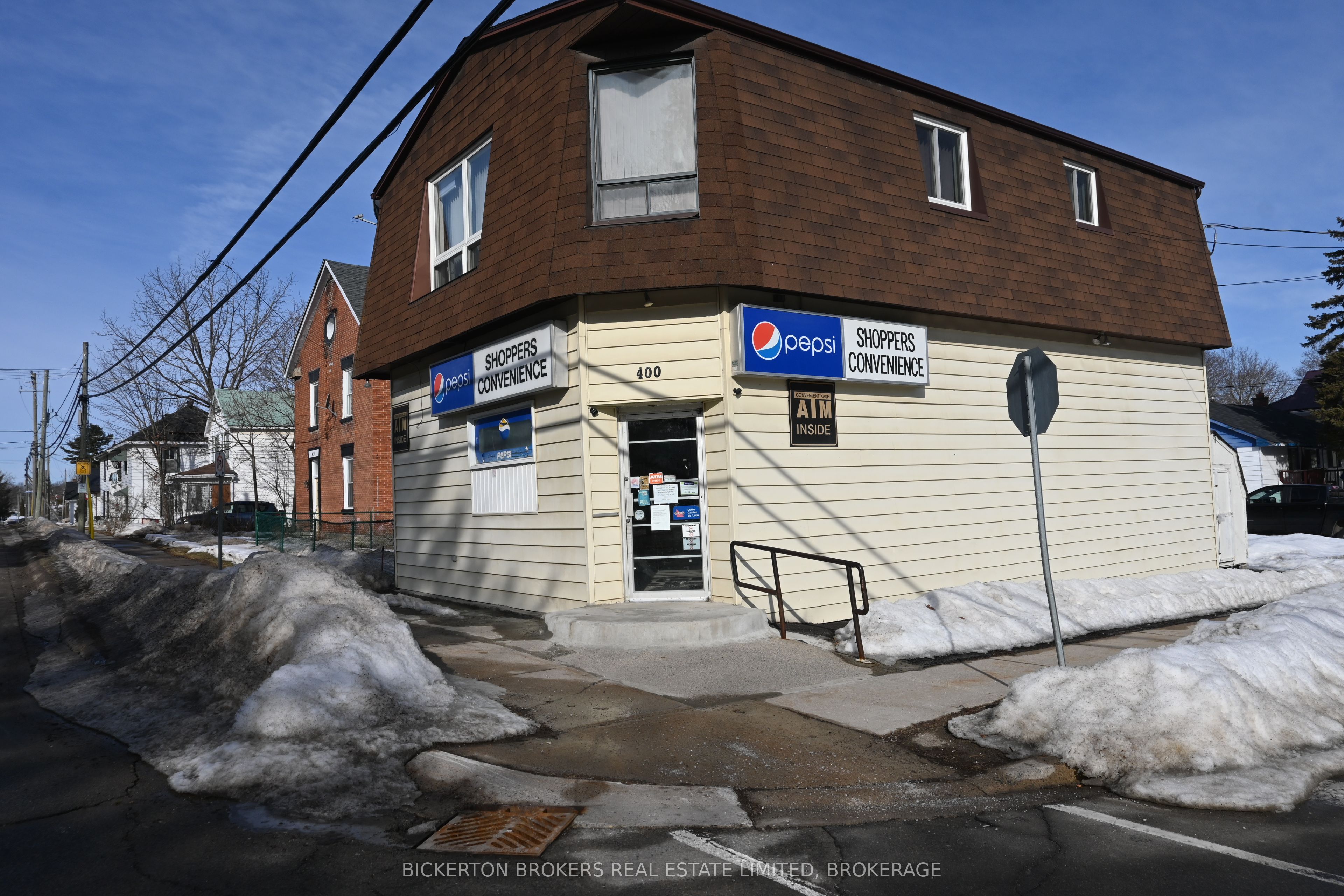 400 King Street Property Photo