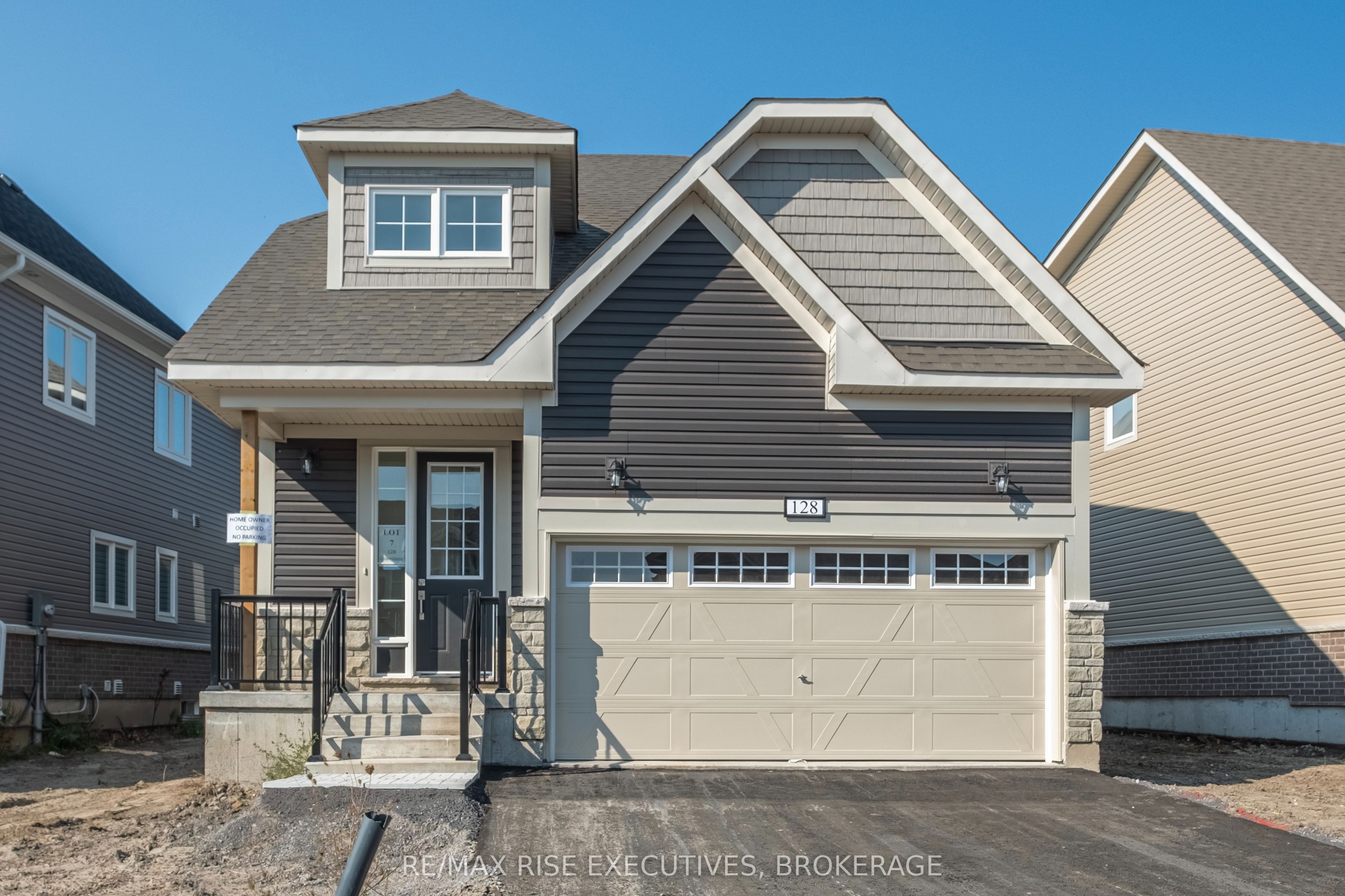 128 Guildersleeve Boulevard Property Photo