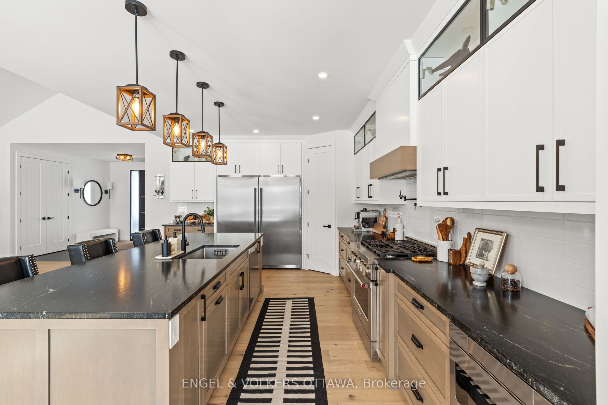 425 Ginger Crescent Property Photo 13