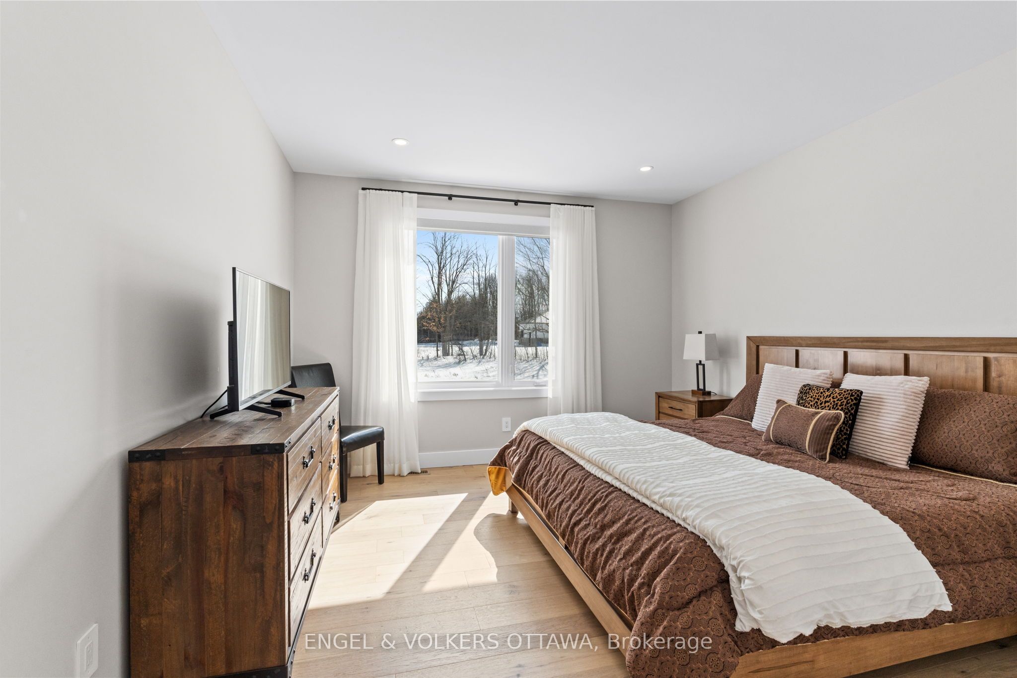 425 Ginger Crescent Property Photo 29