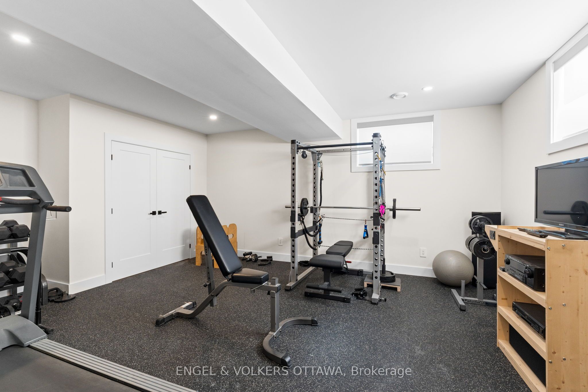 425 Ginger Crescent Property Photo 39