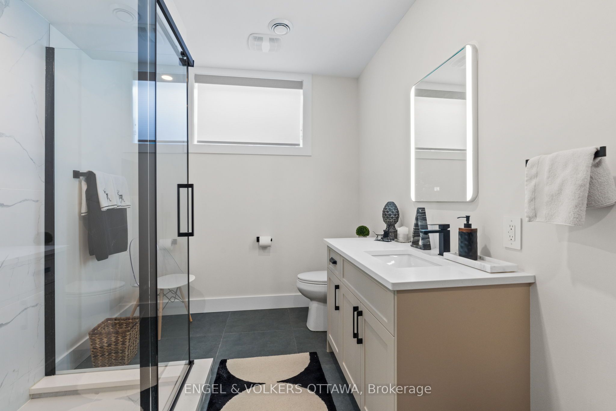 425 Ginger Crescent Property Photo 40