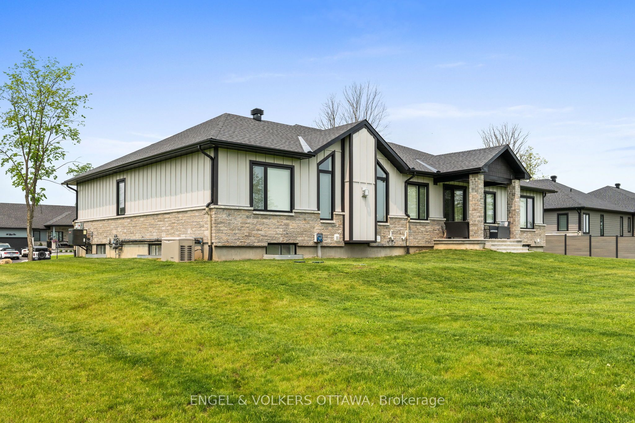 425 Ginger Crescent Property Photo 43