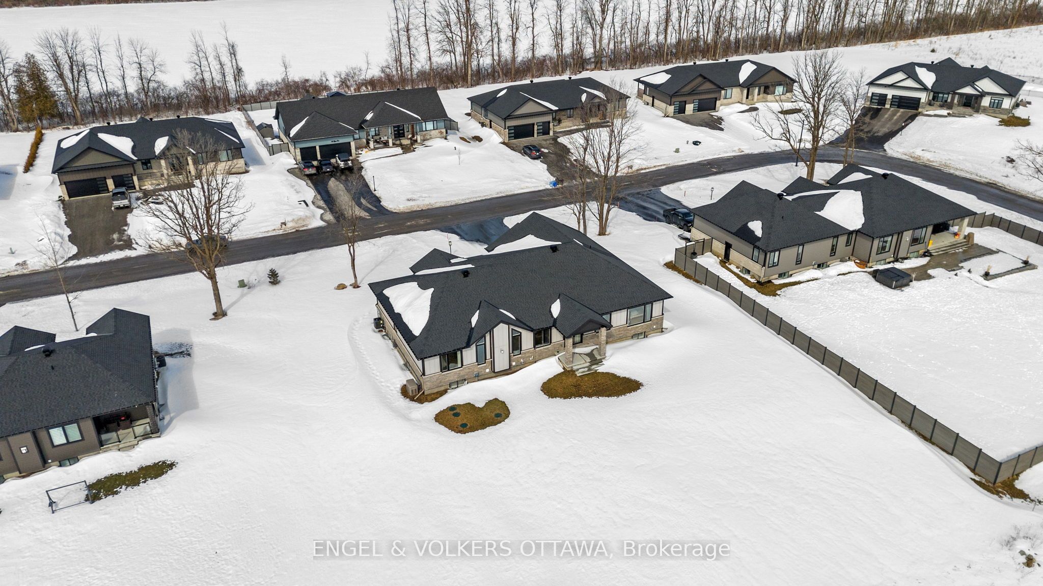 425 Ginger Crescent Property Photo 46