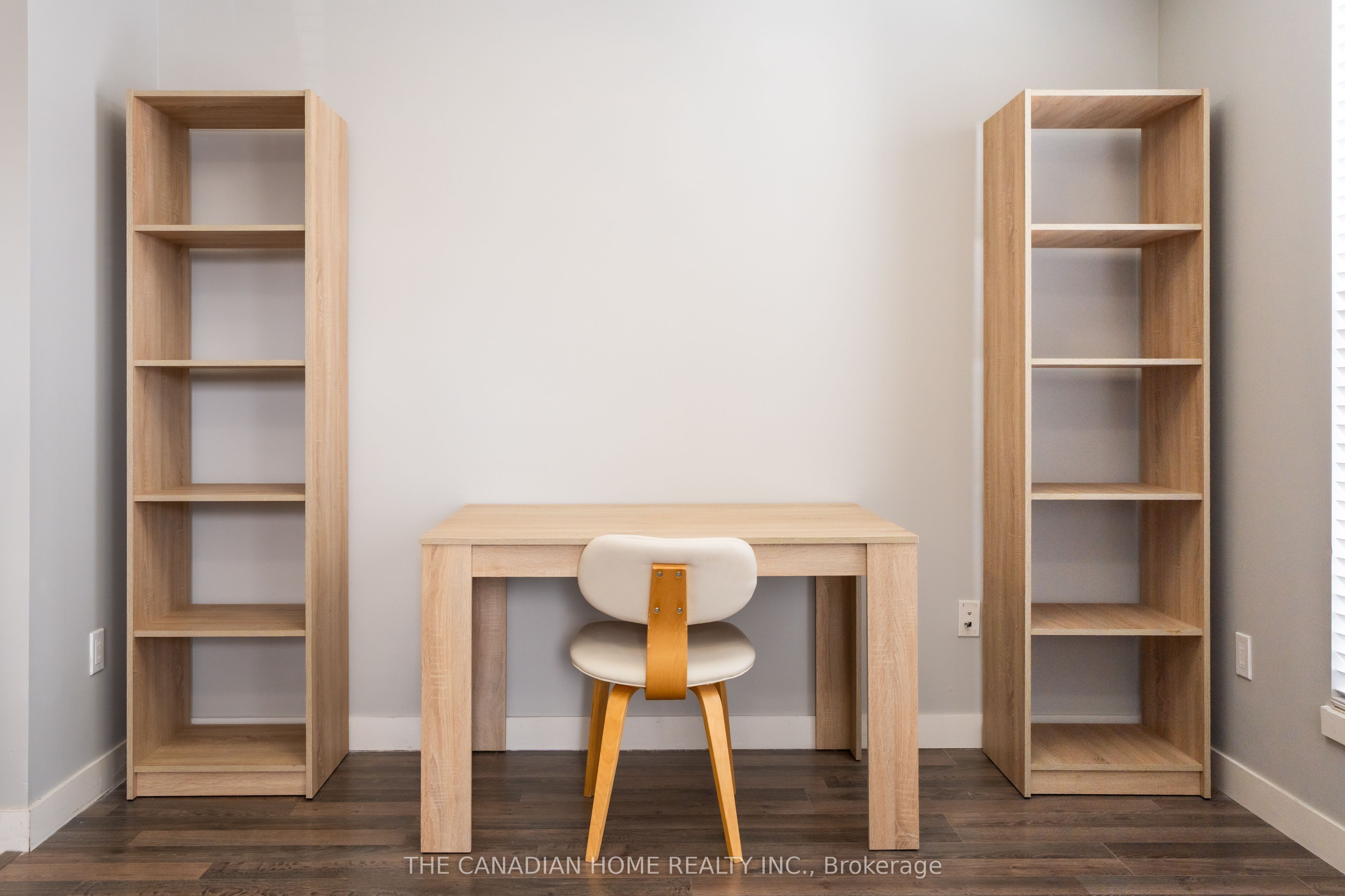 #t201 - 62 Balsam Street Property Photo 3