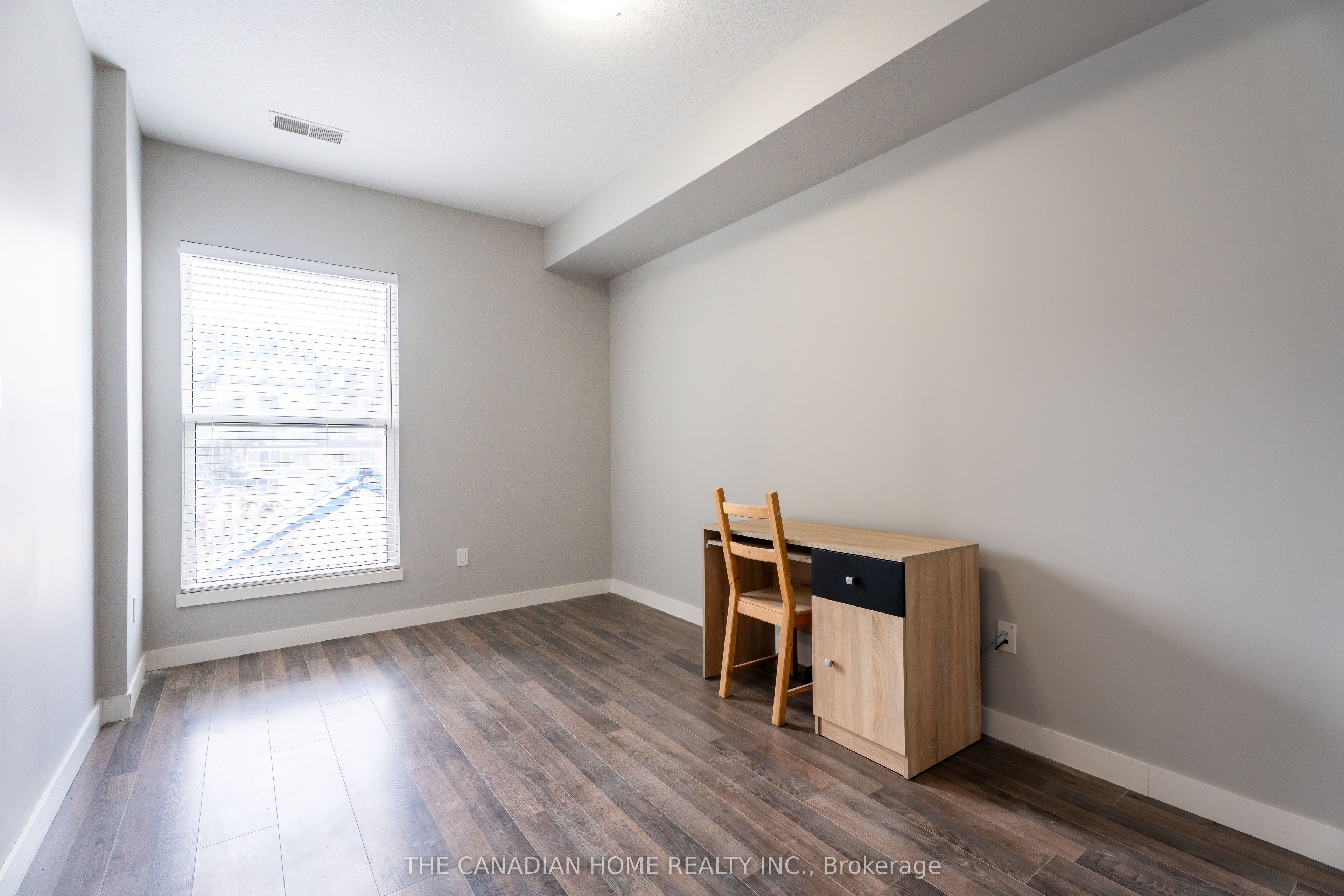 #t201 - 62 Balsam Street Property Photo 6