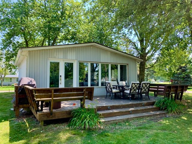 16 Howey Avenue Property Photo