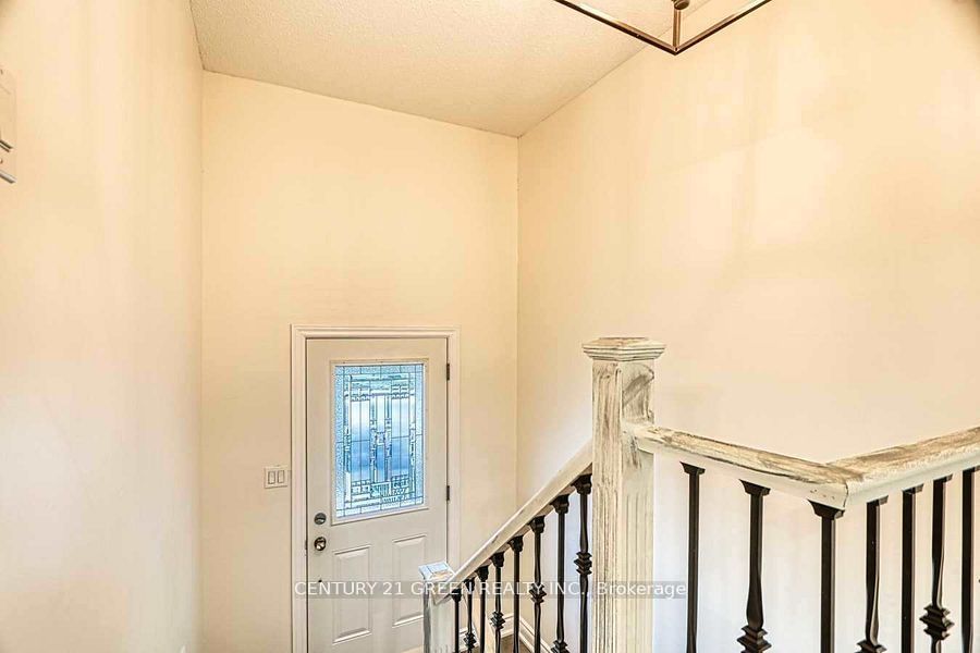 164 Gardiner Drive Property Photo 8