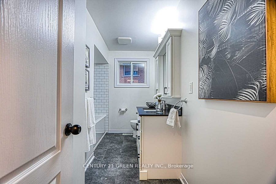 164 Gardiner Drive Property Photo 19