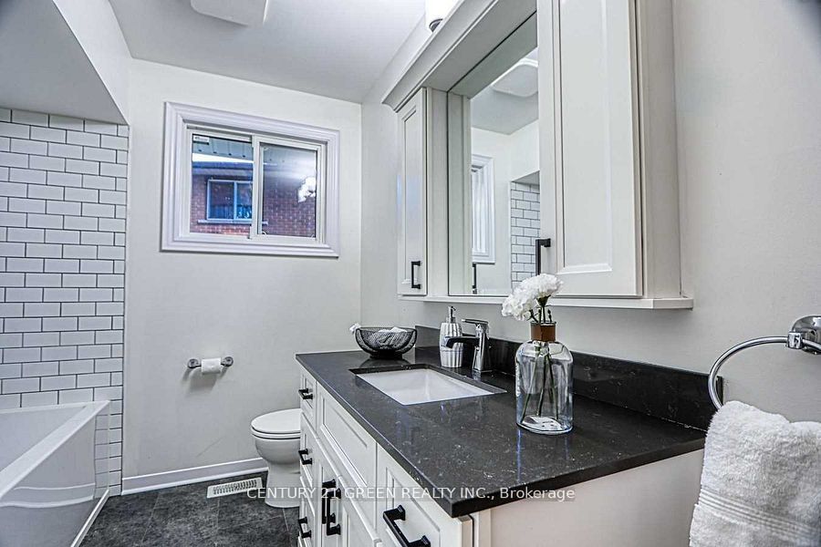 164 Gardiner Drive Property Photo 20