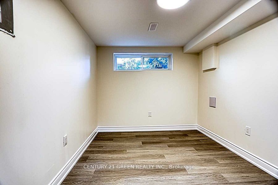 164 Gardiner Drive Property Photo 30