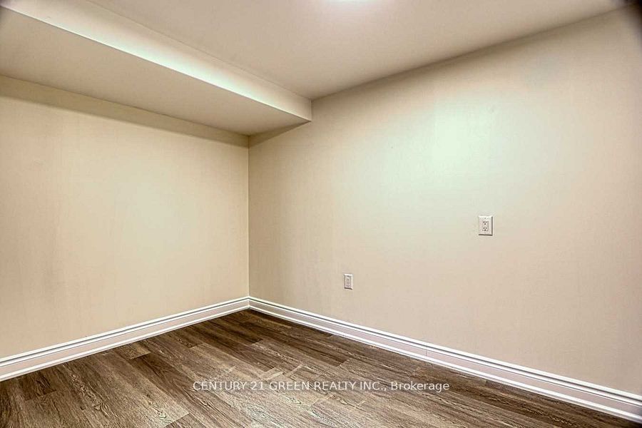 164 Gardiner Drive Property Photo 32