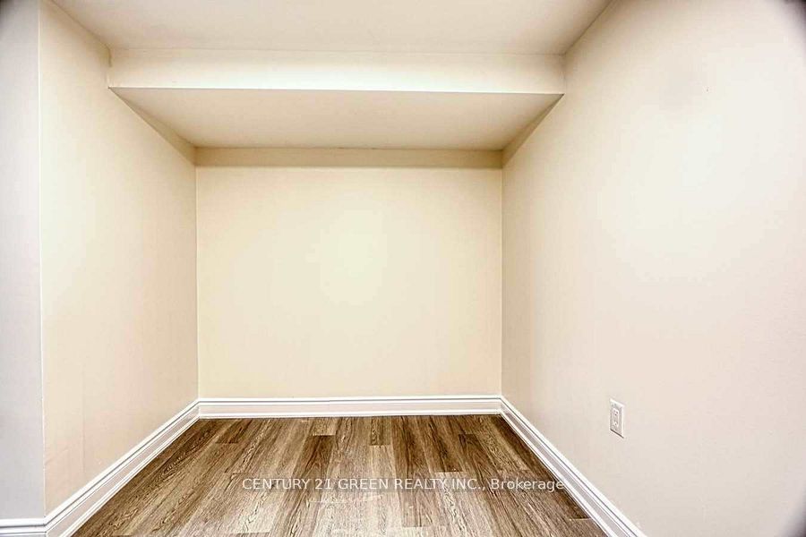164 Gardiner Drive Property Photo 33