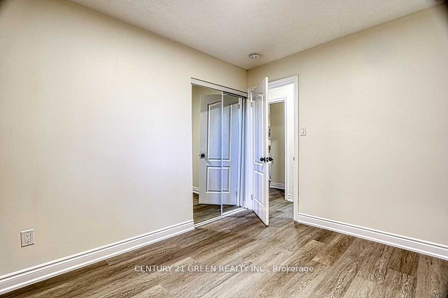 164 Gardiner Drive Property Photo 39