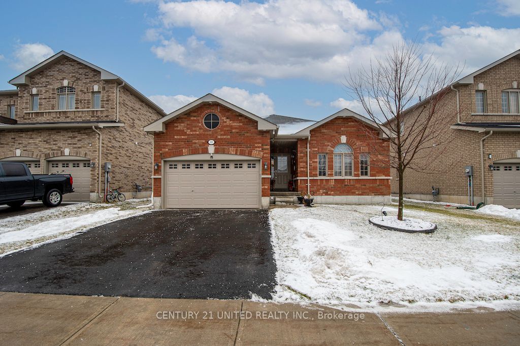 11 Laird Dr Property Photo