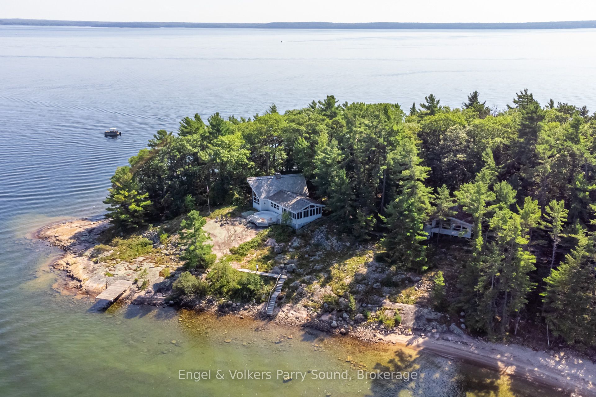 8 Island 29c Property Photo