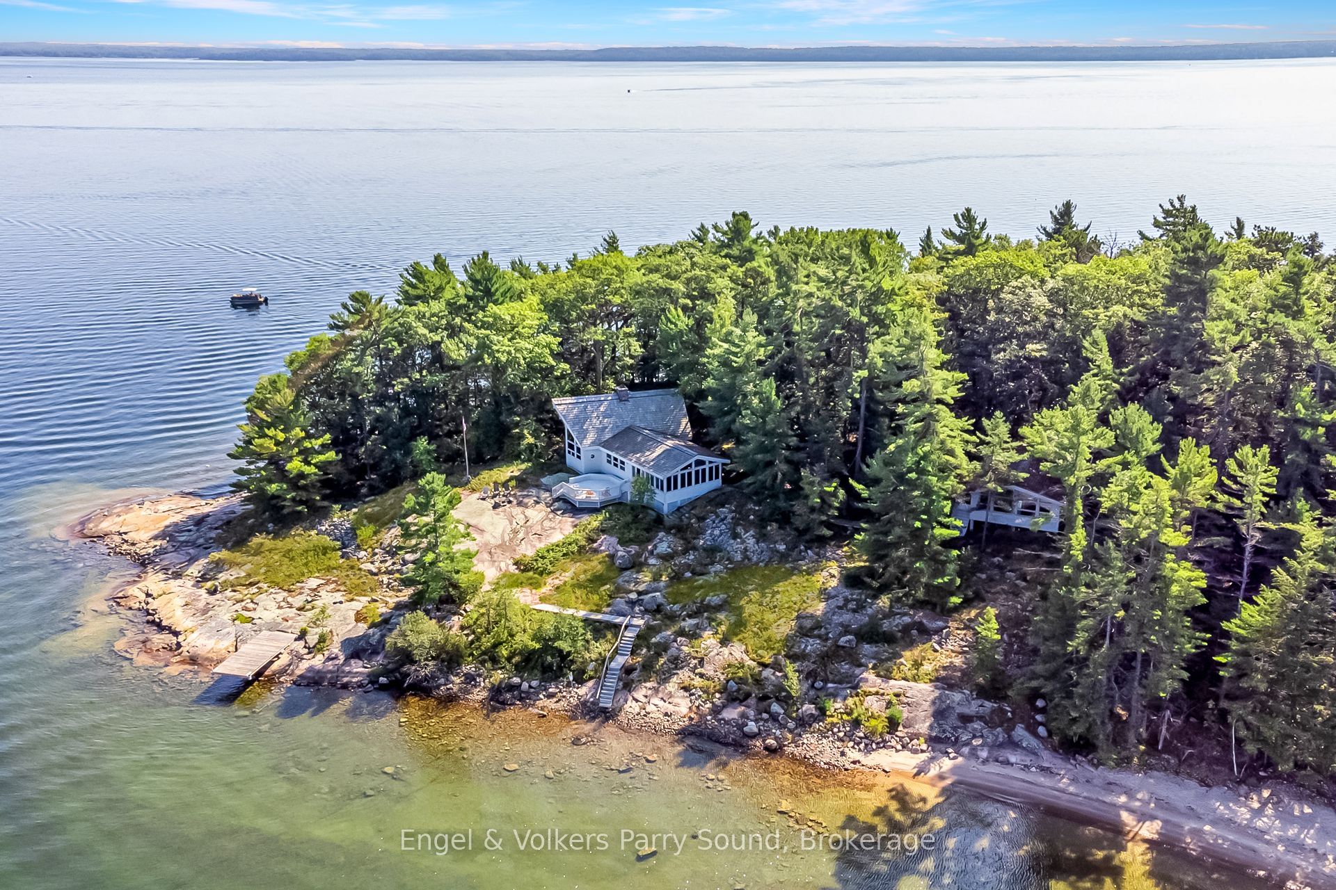 8 Island 29c N/a Property Photo 1