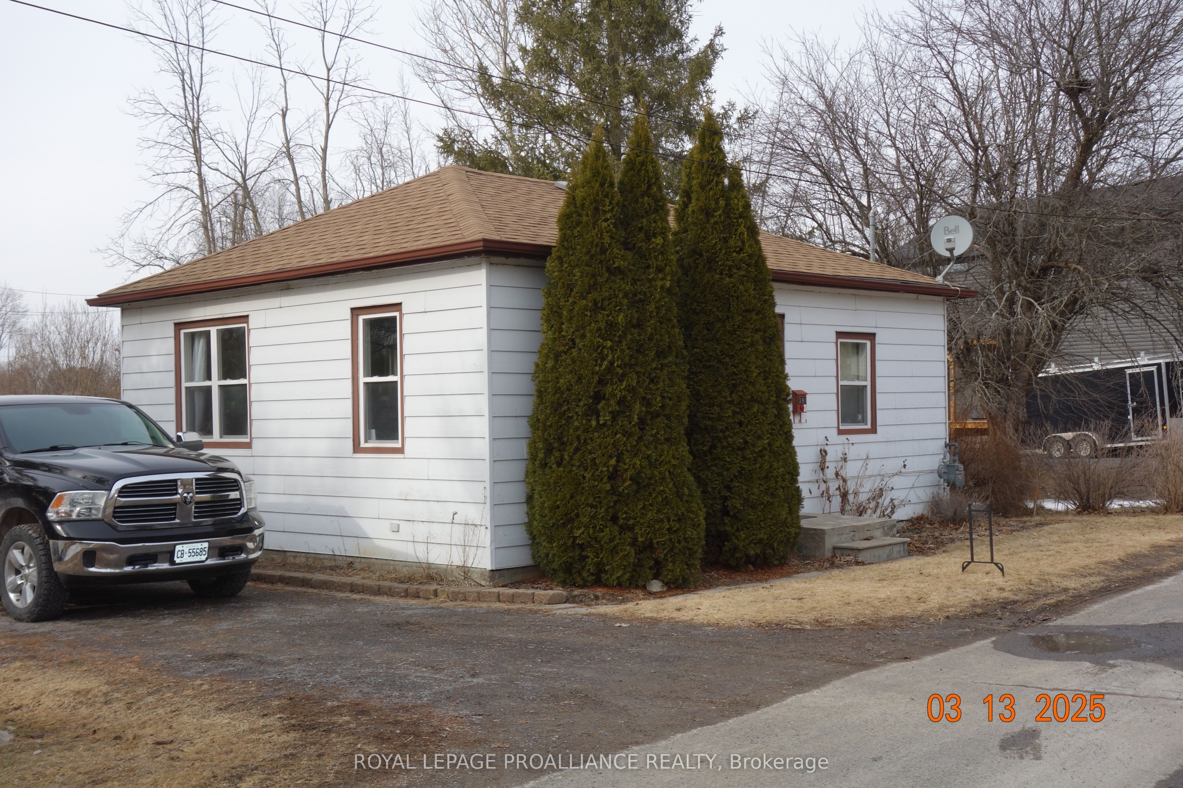 381 Huffman Street Property Photo