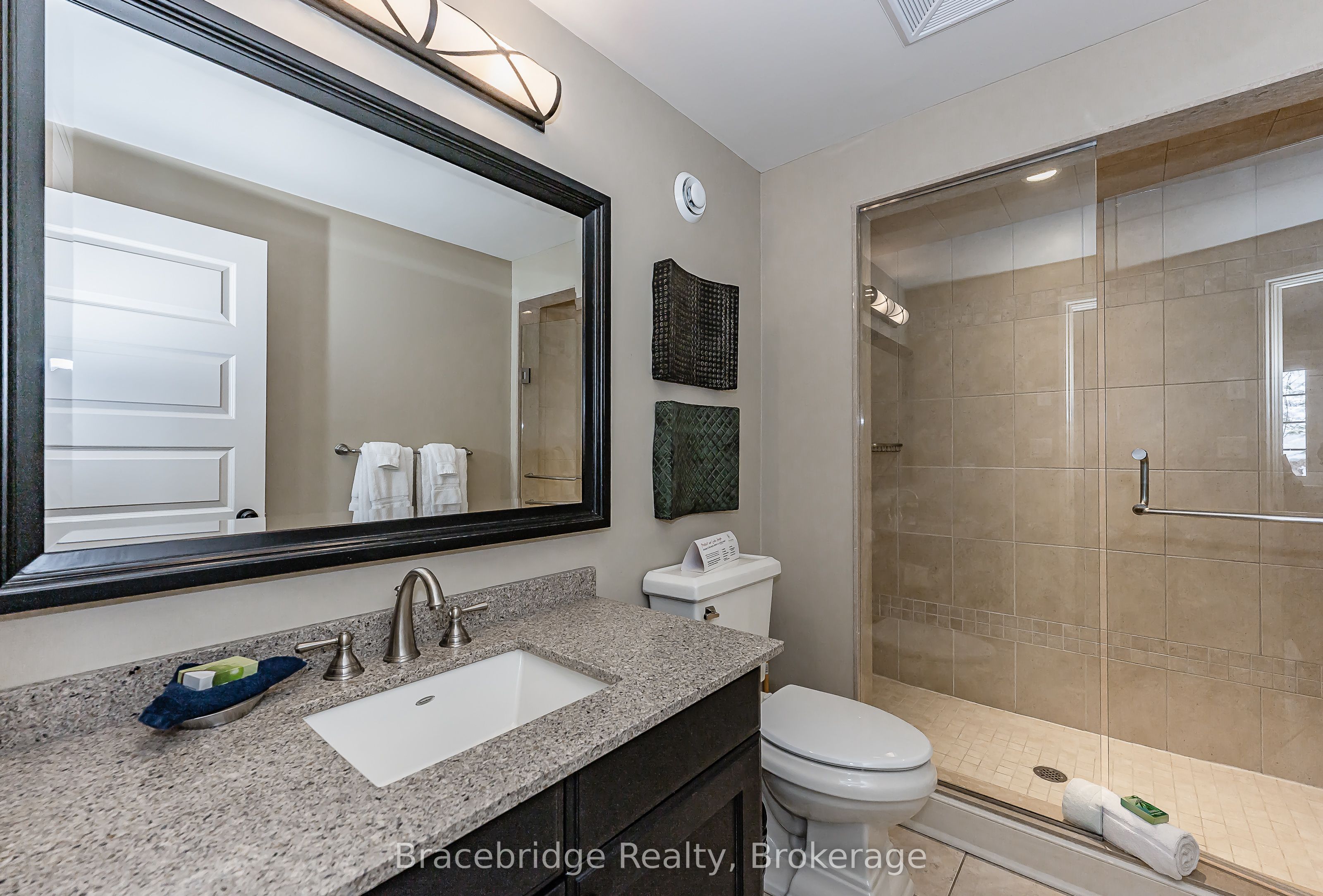 3876 Muskoka Rd Hwy 118 N/a W Sandfield 3 W3 Property Photo 14