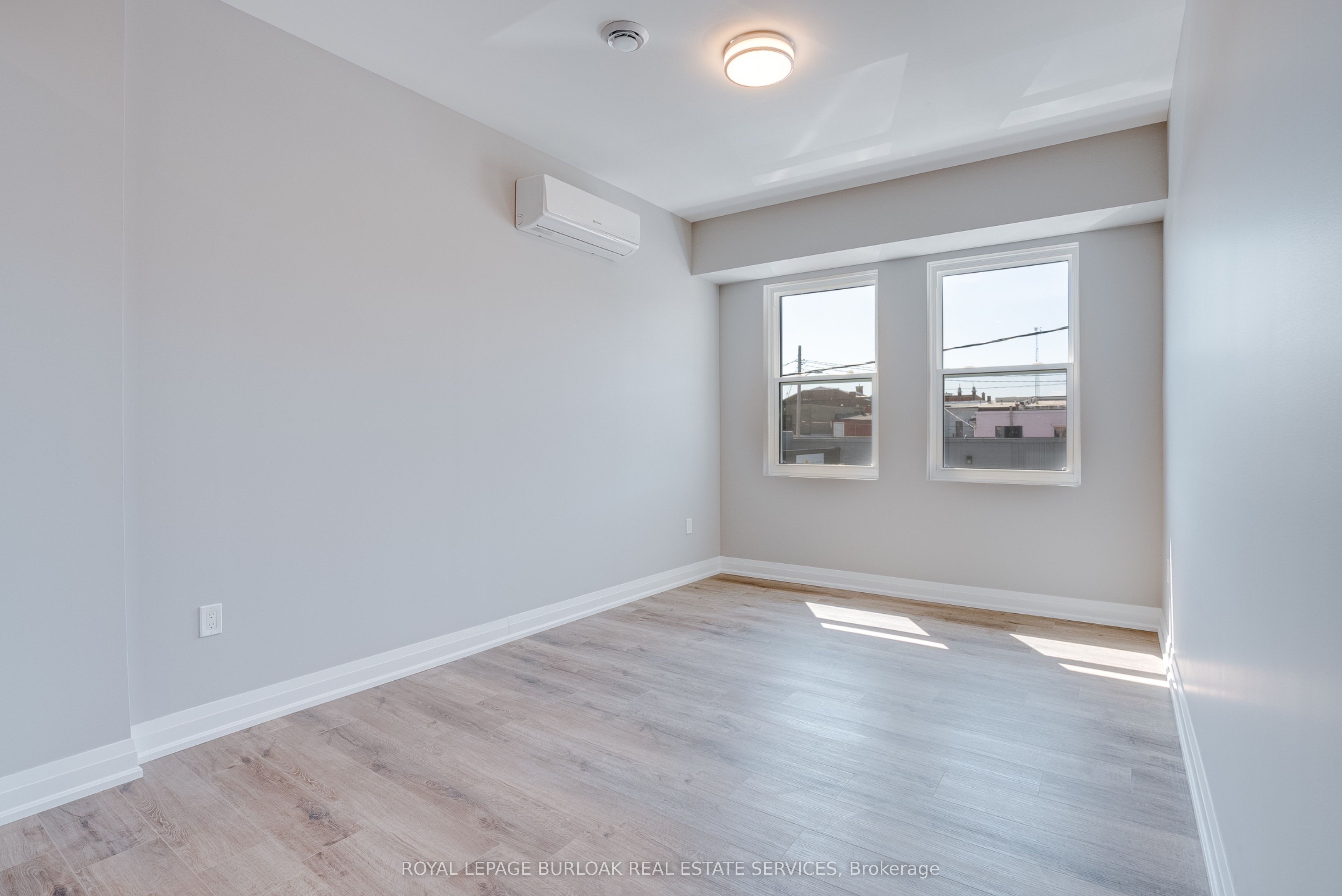 39 Kent Street Property Photo 7