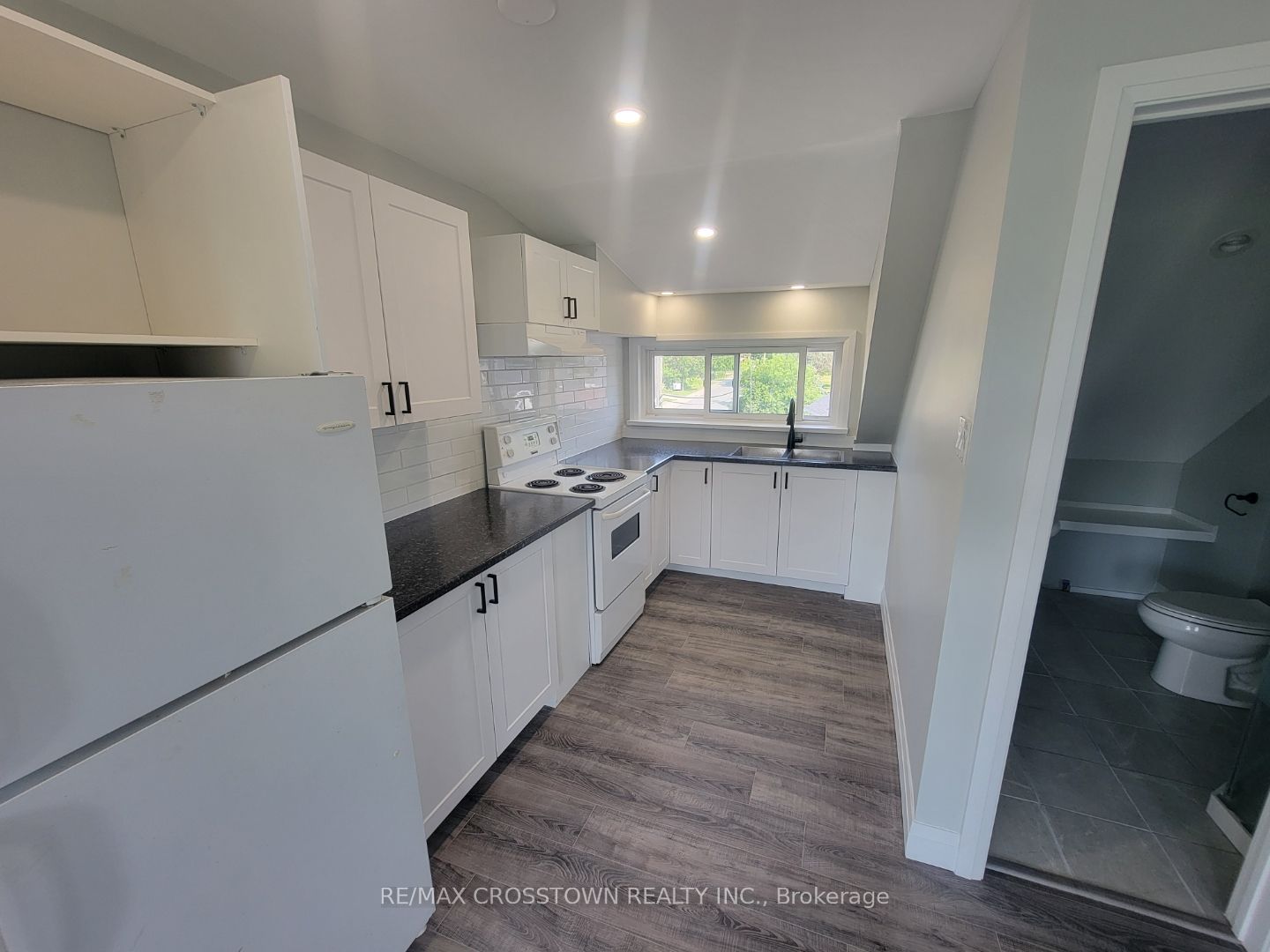 822 Ward Street Property Photo 11
