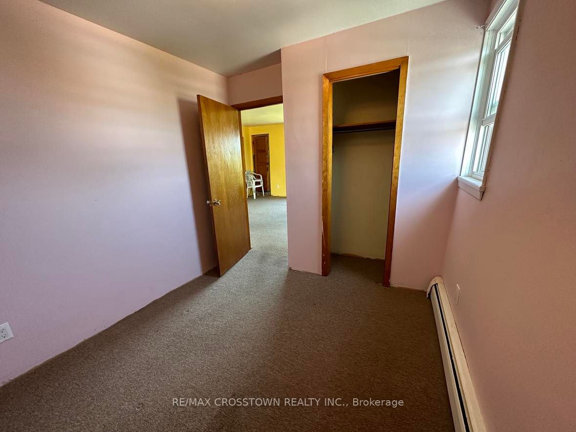 822 Ward Street Property Photo 17