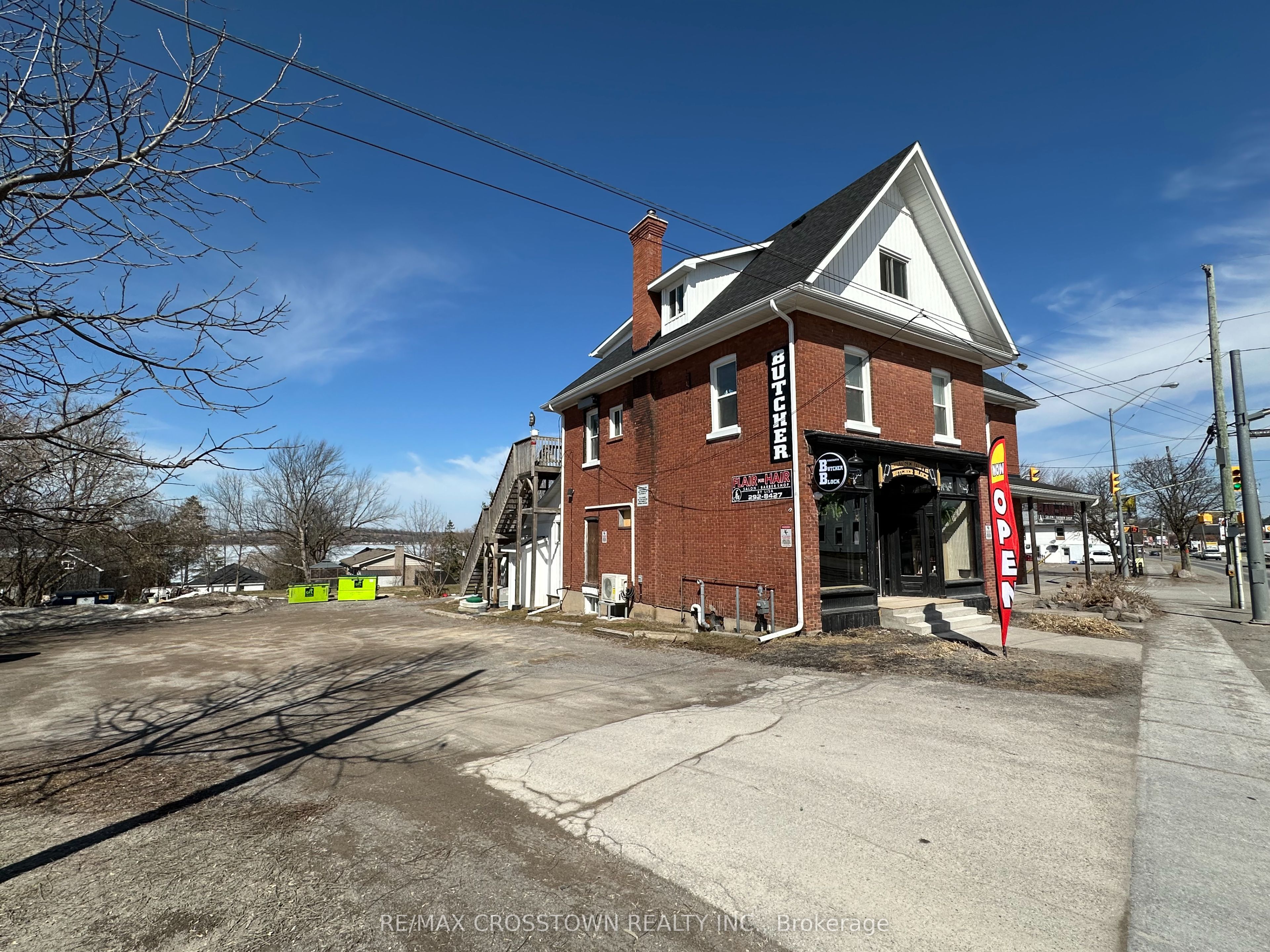 822 Ward Street Property Photo 20