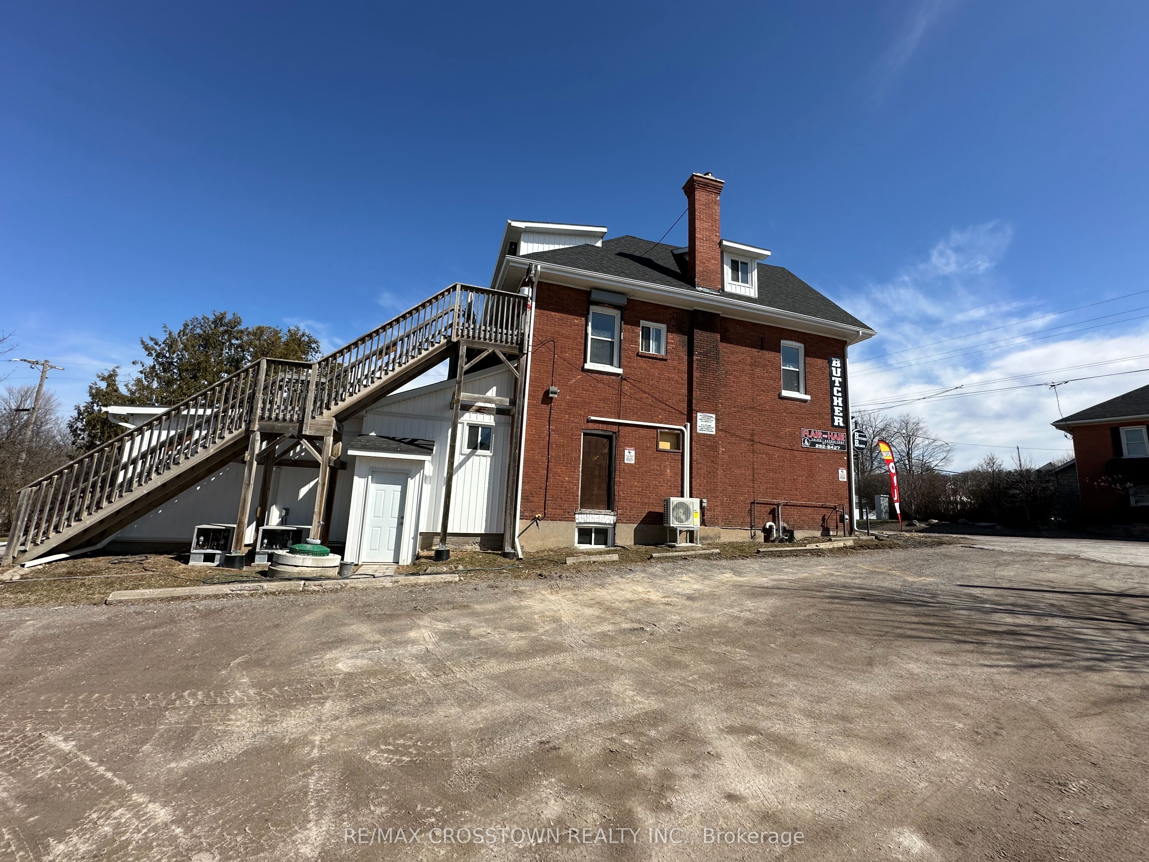 822 Ward Street Property Photo 21