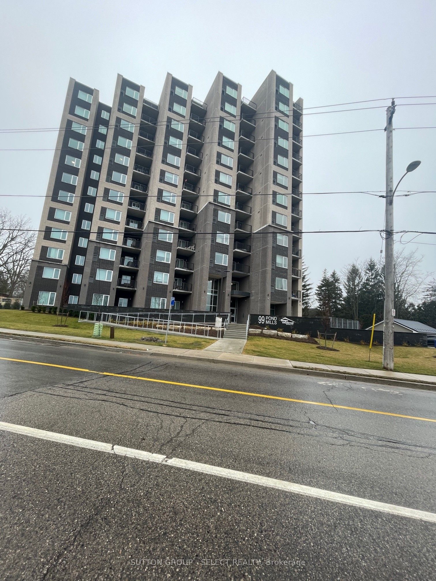 #1003 - 99 Pond Mills Road Property Photo