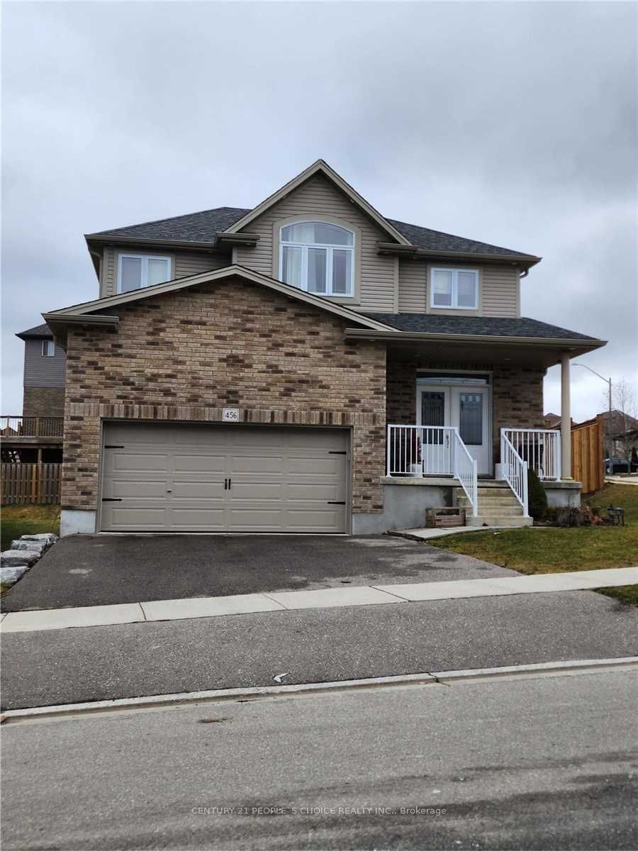 #upper - 456 Twinleaf Street Property Photo