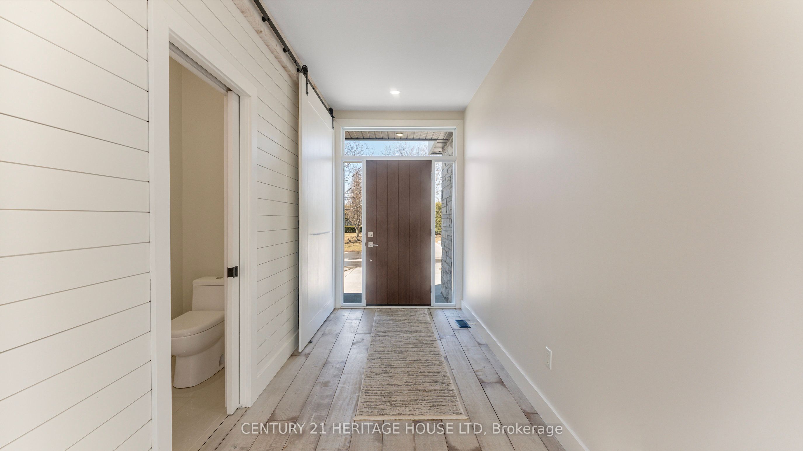 #21 - 80 New Lakeshore Road Property Photo 8