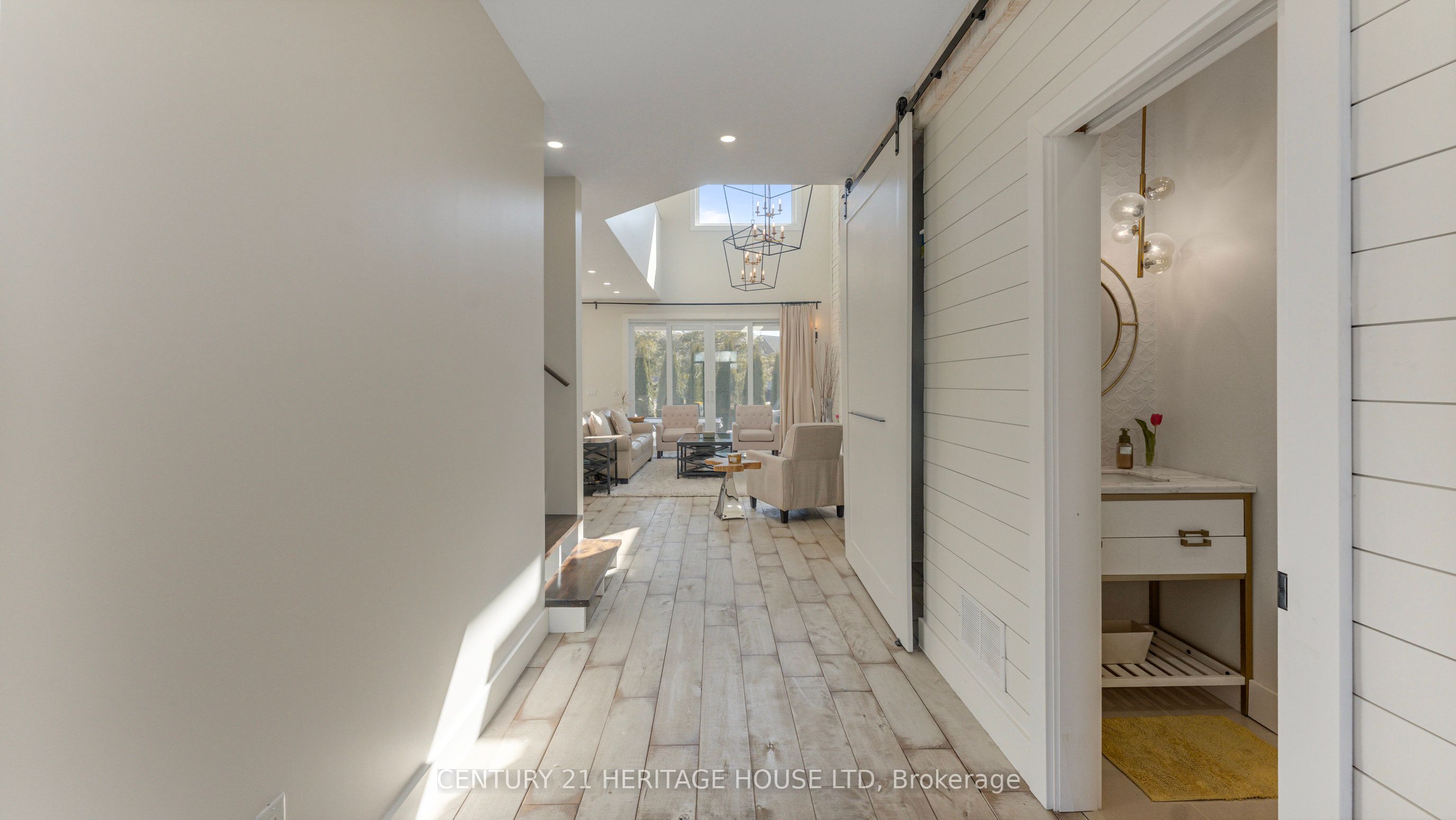#21 - 80 New Lakeshore Road Property Photo 9