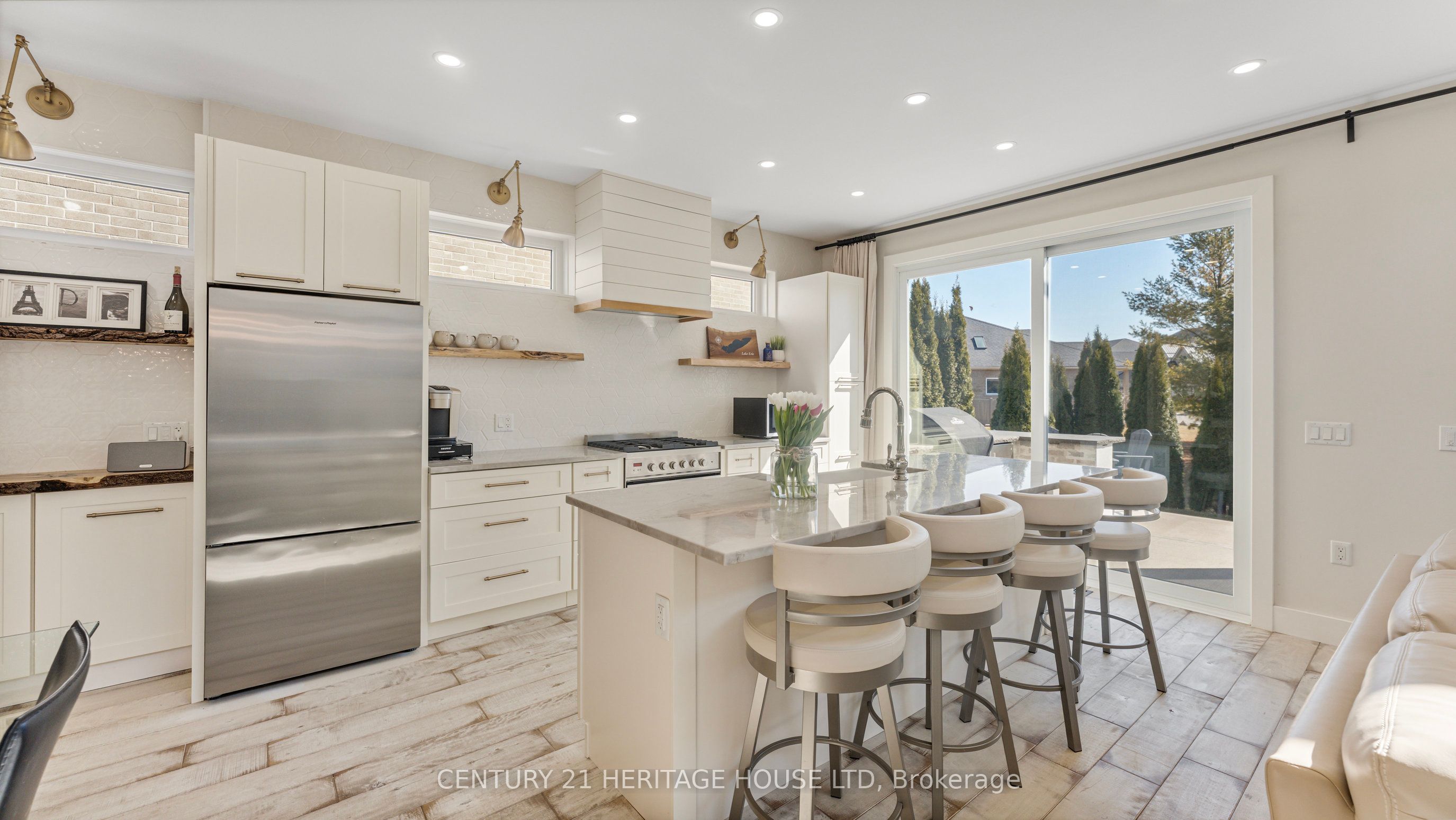 #21 - 80 New Lakeshore Road Property Photo 15