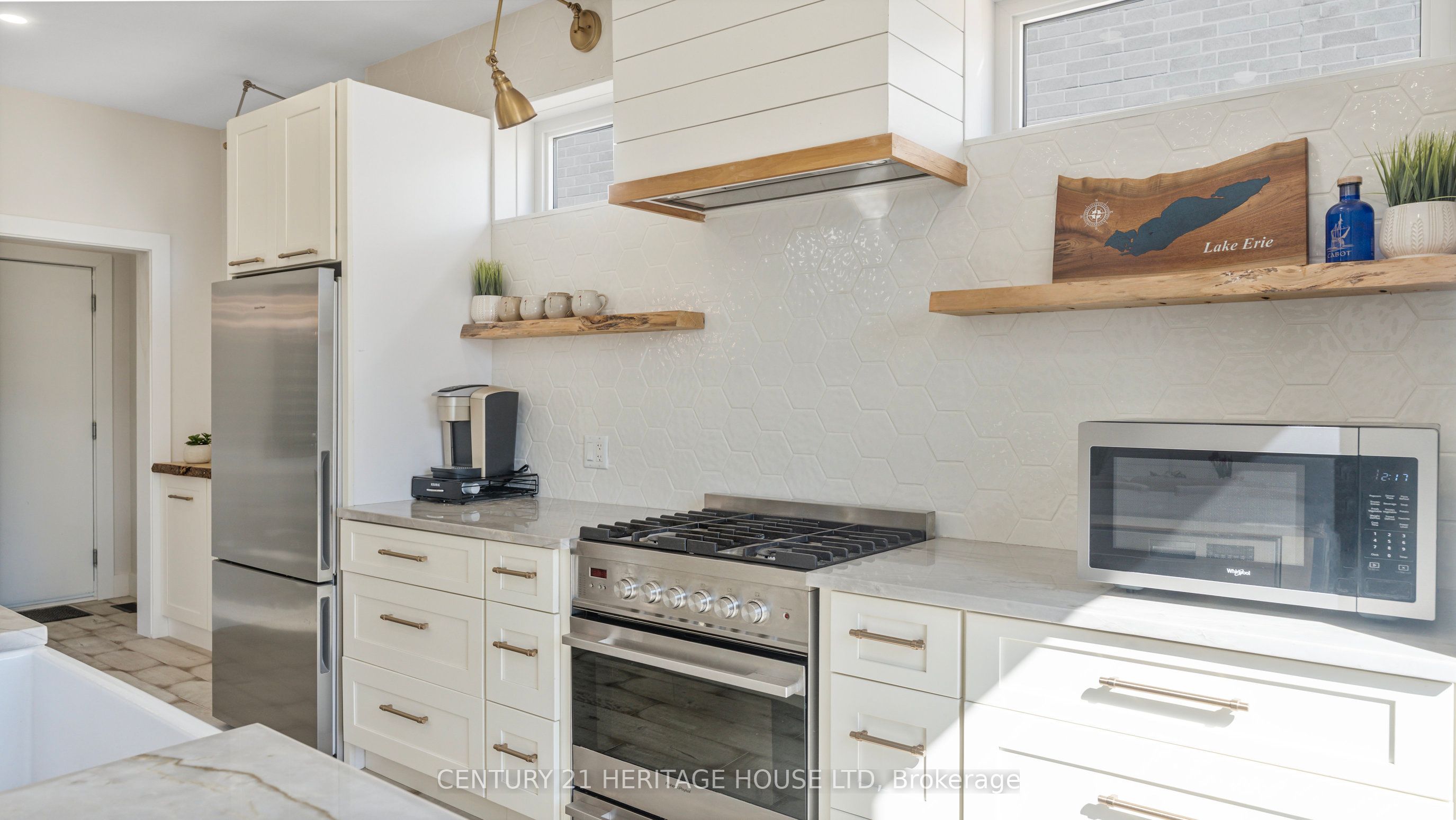 #21 - 80 New Lakeshore Road Property Photo 17