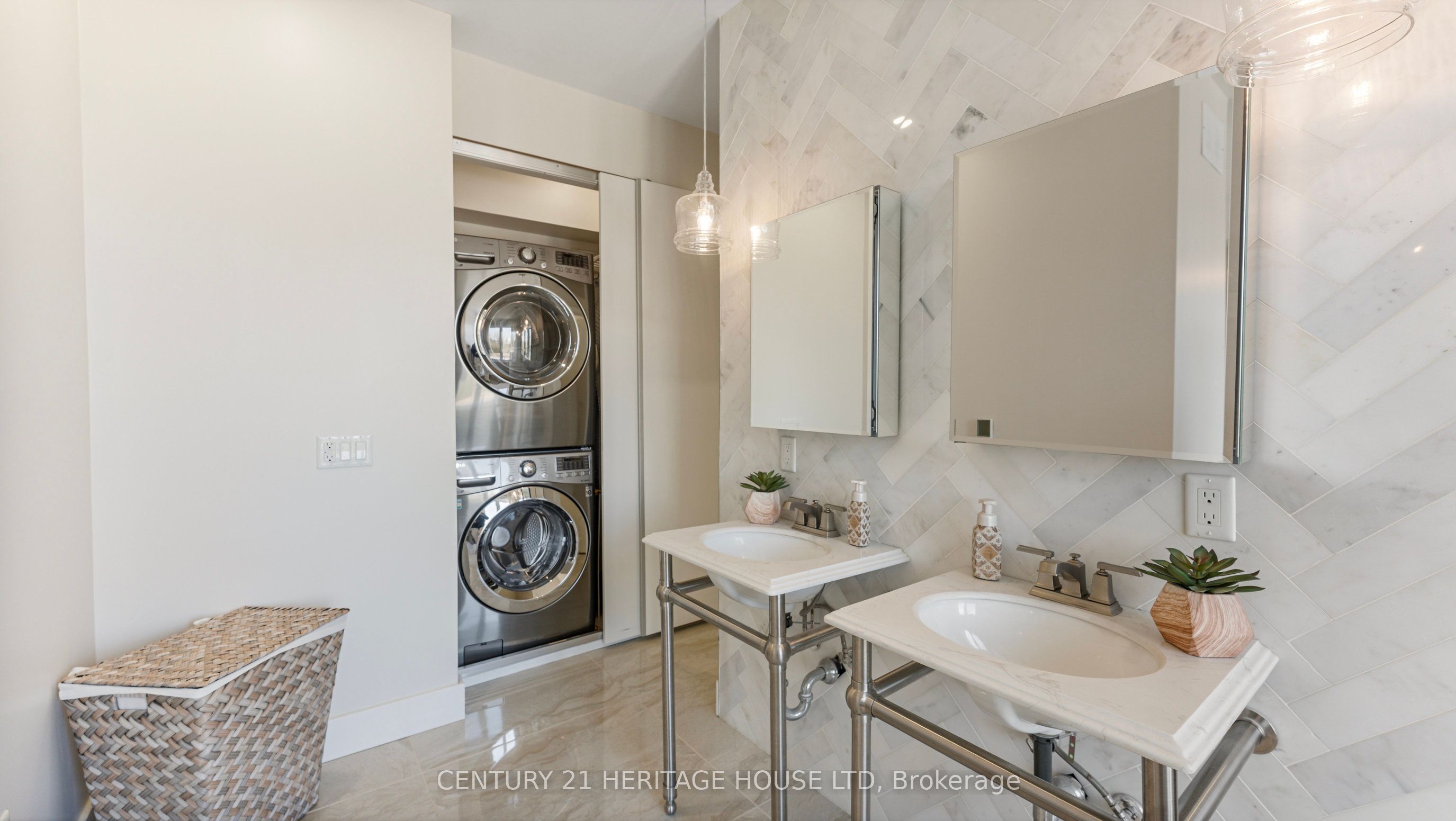 #21 - 80 New Lakeshore Road Property Photo 26