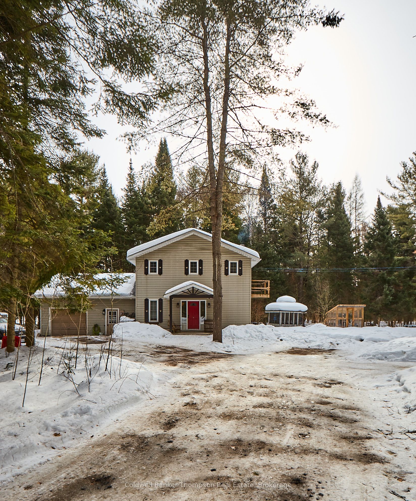 97 Hutcheson Beach Road Property Photo 1