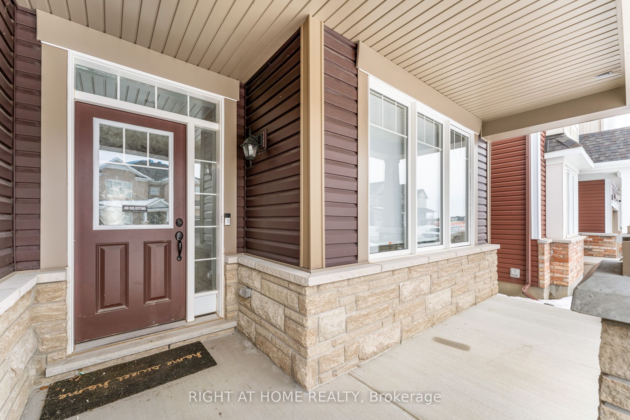 354 Sweetclover Way Property Photo 3