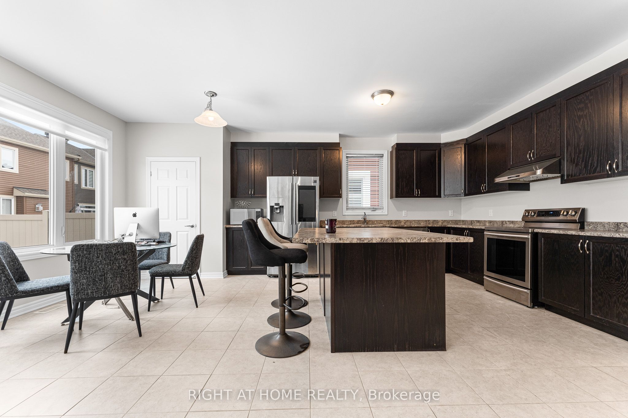 354 Sweetclover Way Property Photo 17