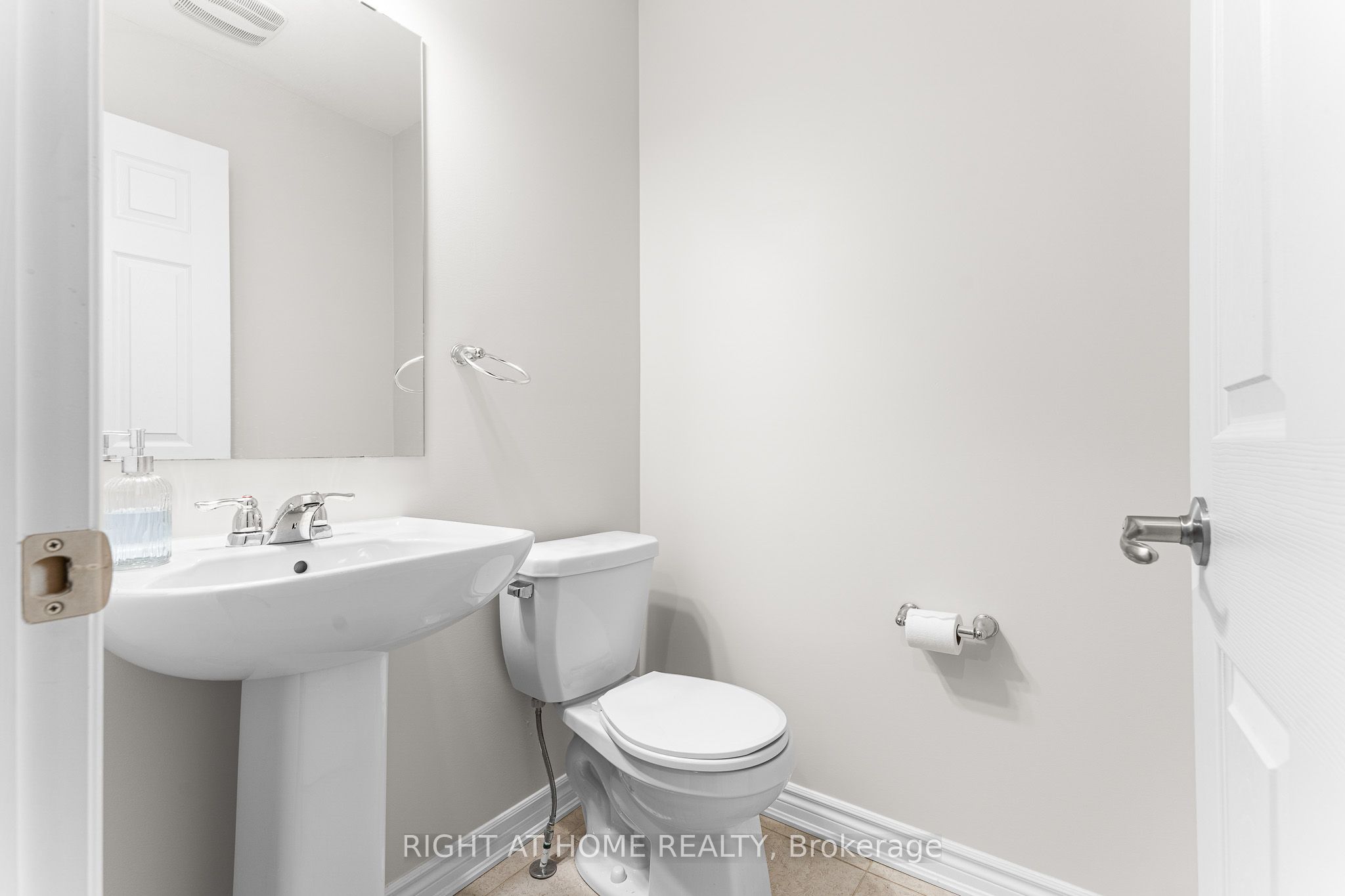 354 Sweetclover Way Property Photo 24