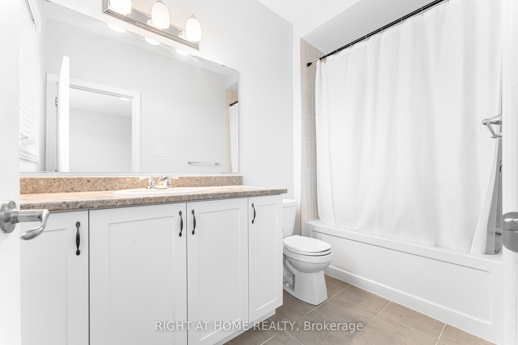 354 Sweetclover Way Property Photo 39