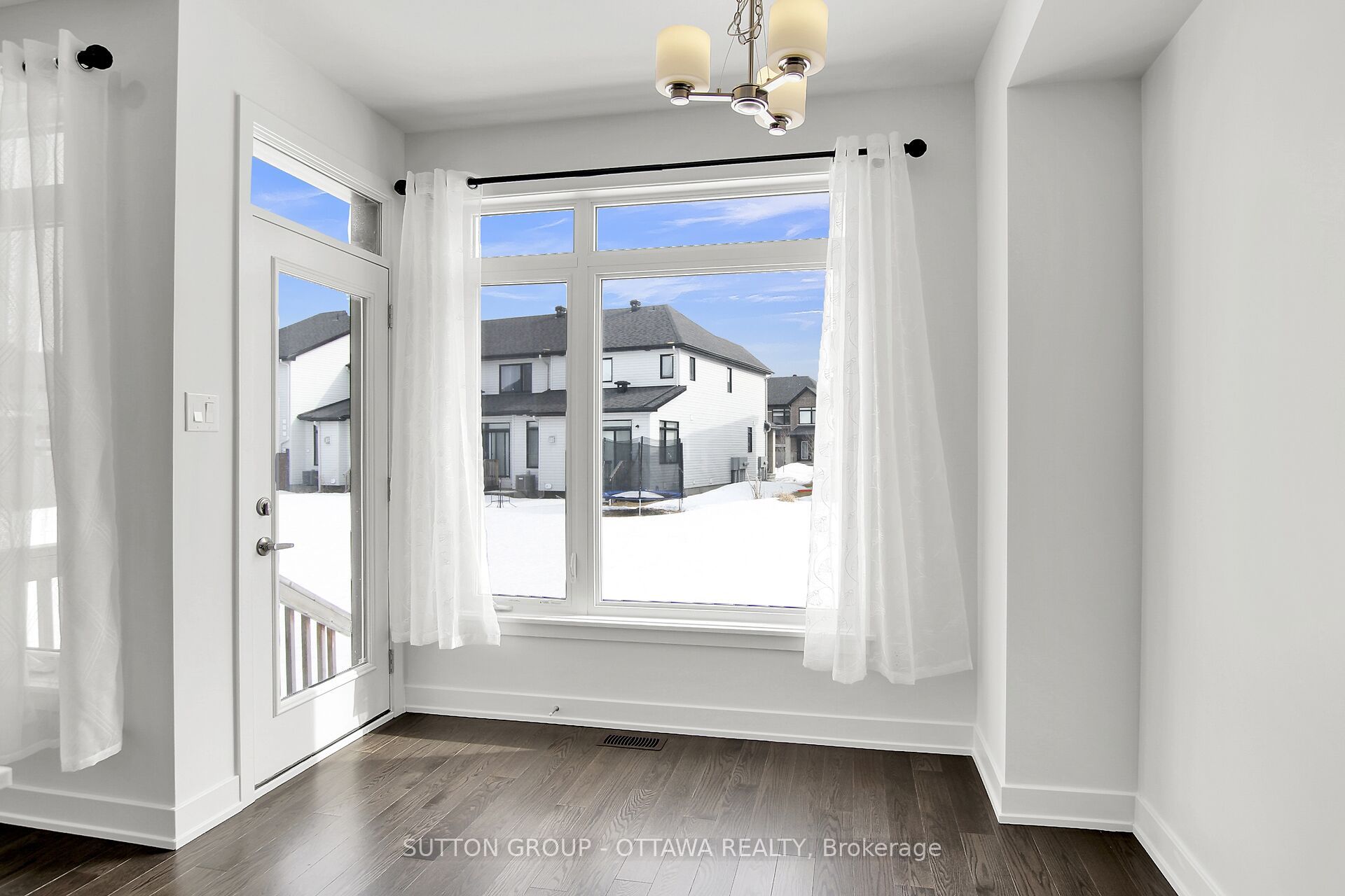 62 Heirloom Street Property Photo 17