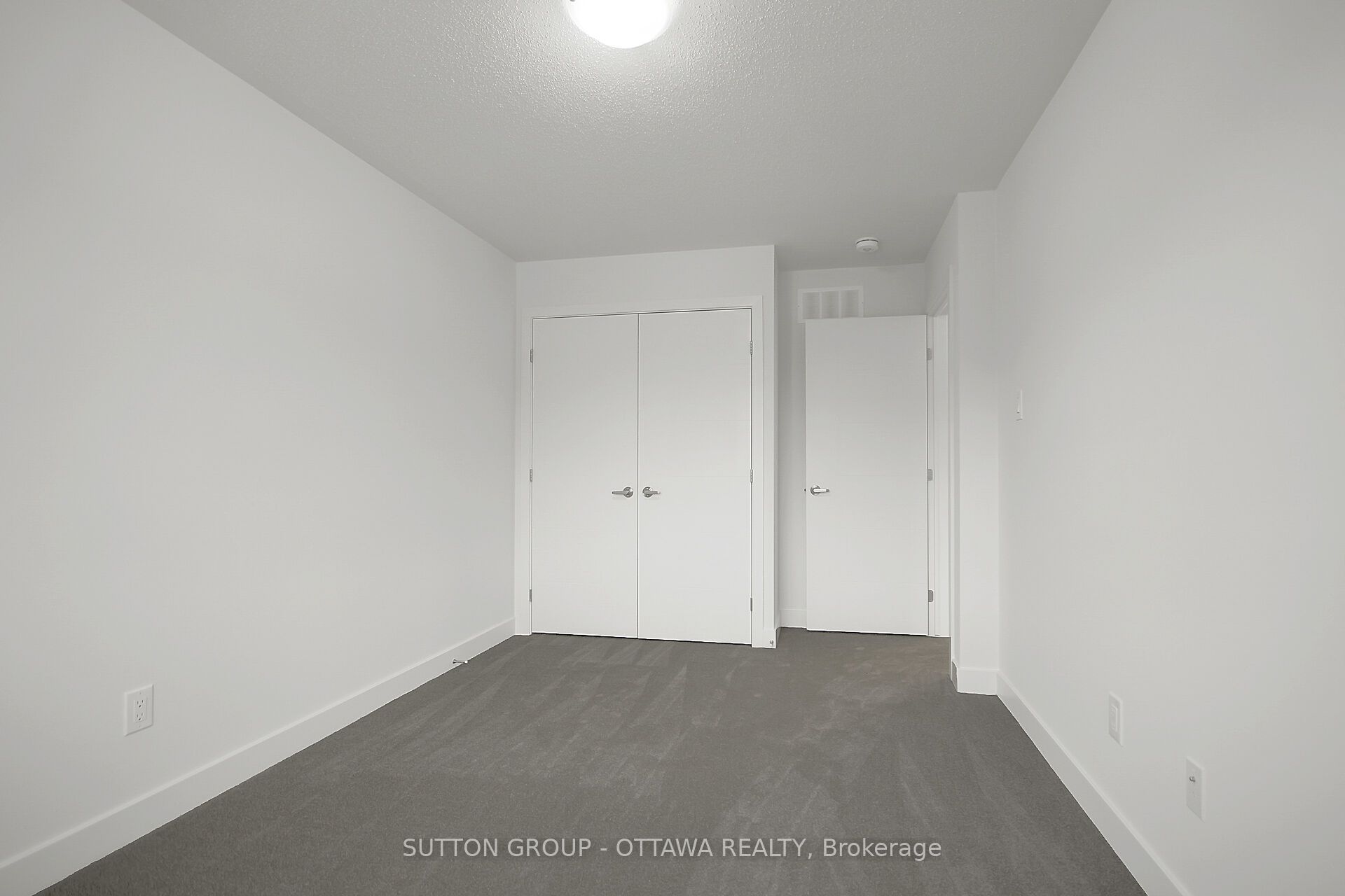 62 Heirloom Street Property Photo 27