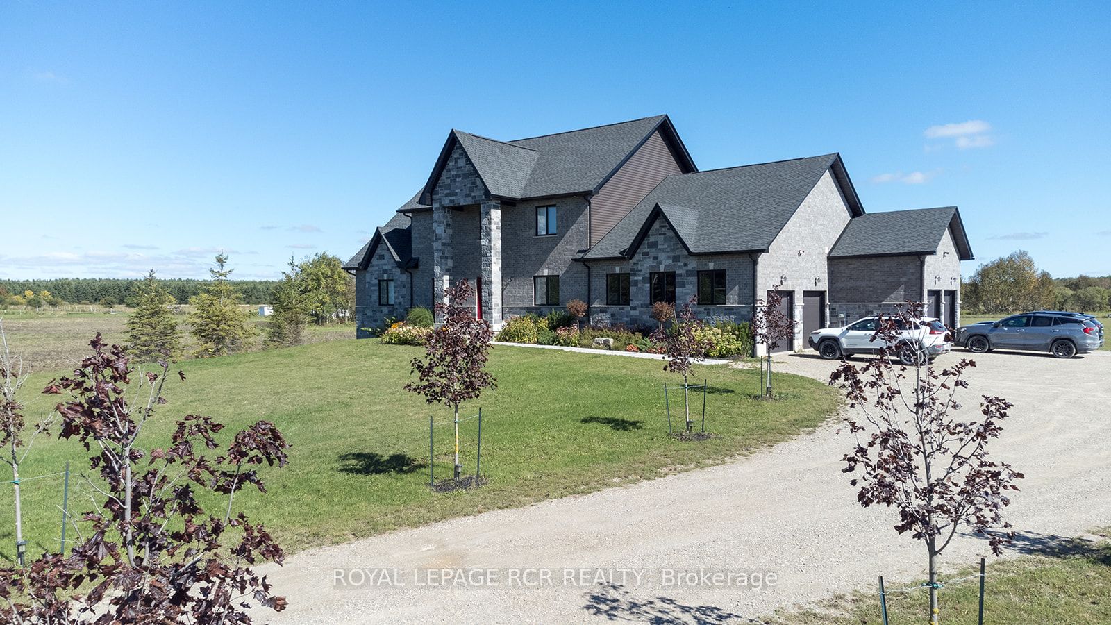 373373 6th Line Property Photo 6