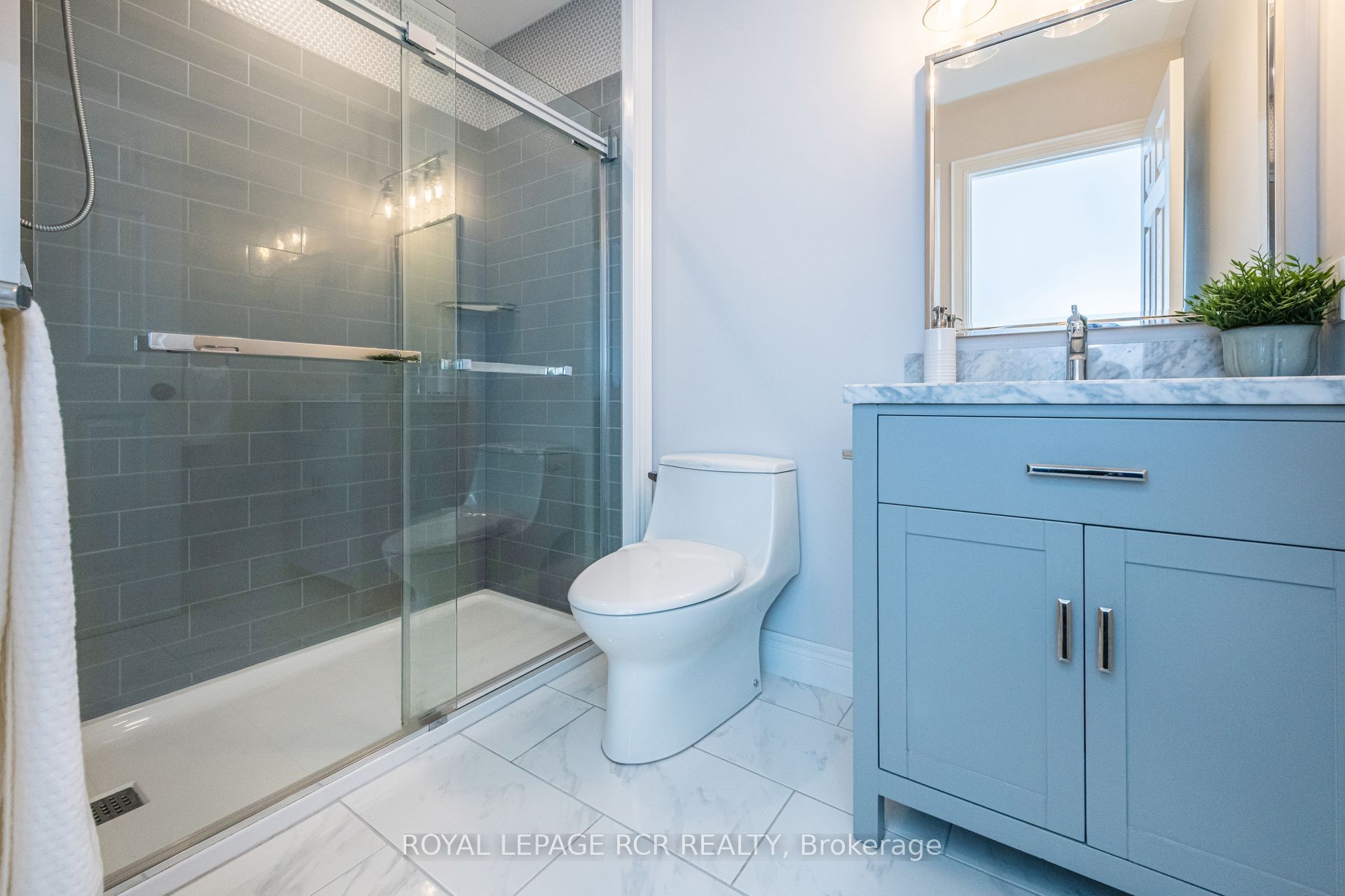 373373 6th Line Property Photo 29
