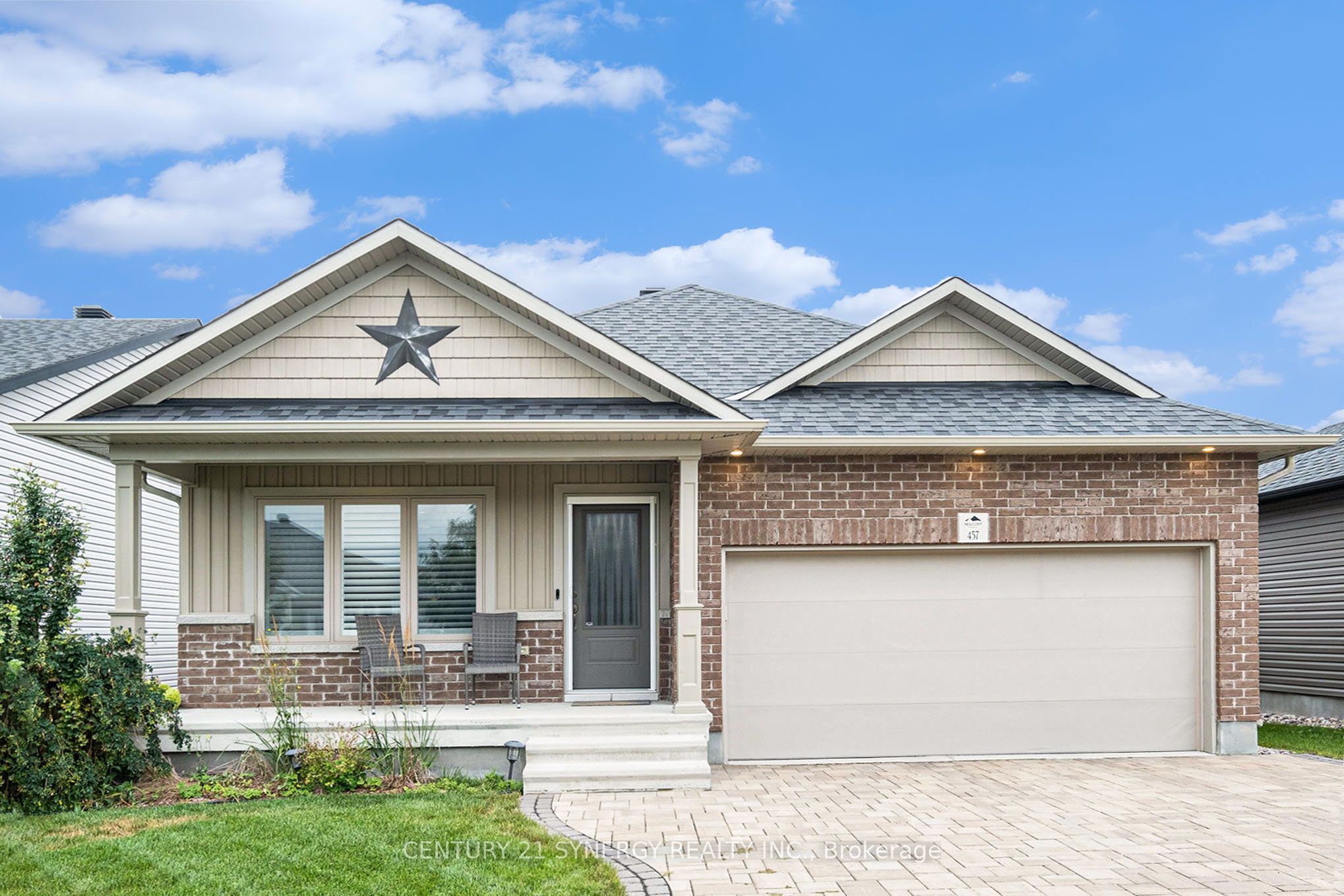 457 Honeyborne Street Property Photo